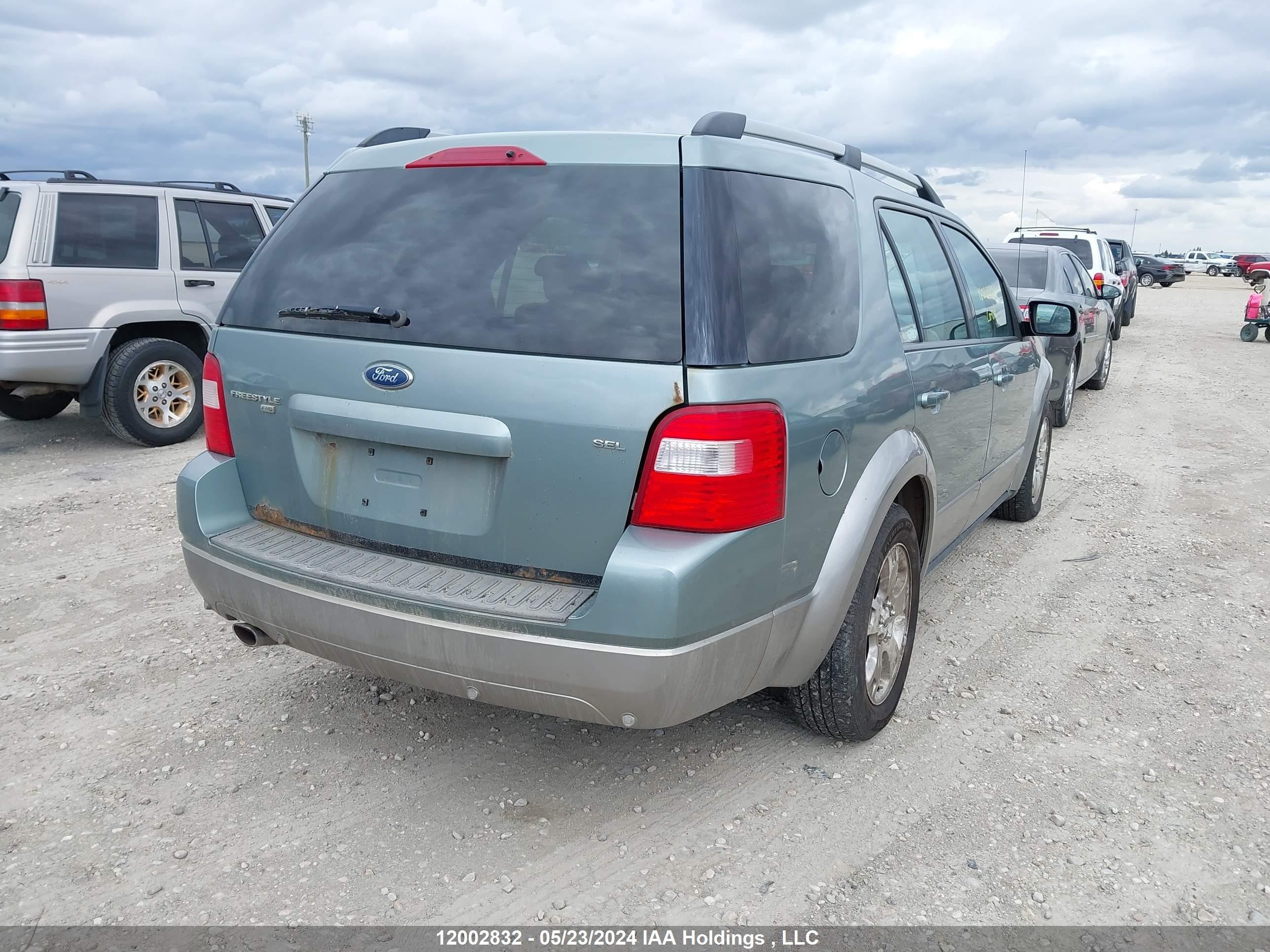 Photo 3 VIN: 1FMDK05185GA17667 - FORD FREESTYLE 