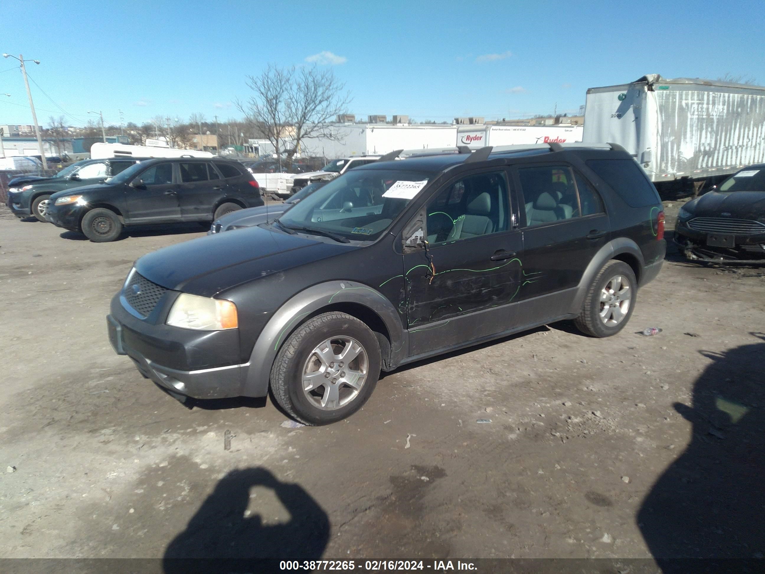 Photo 1 VIN: 1FMDK051X7GA11680 - FORD FREESTYLE 