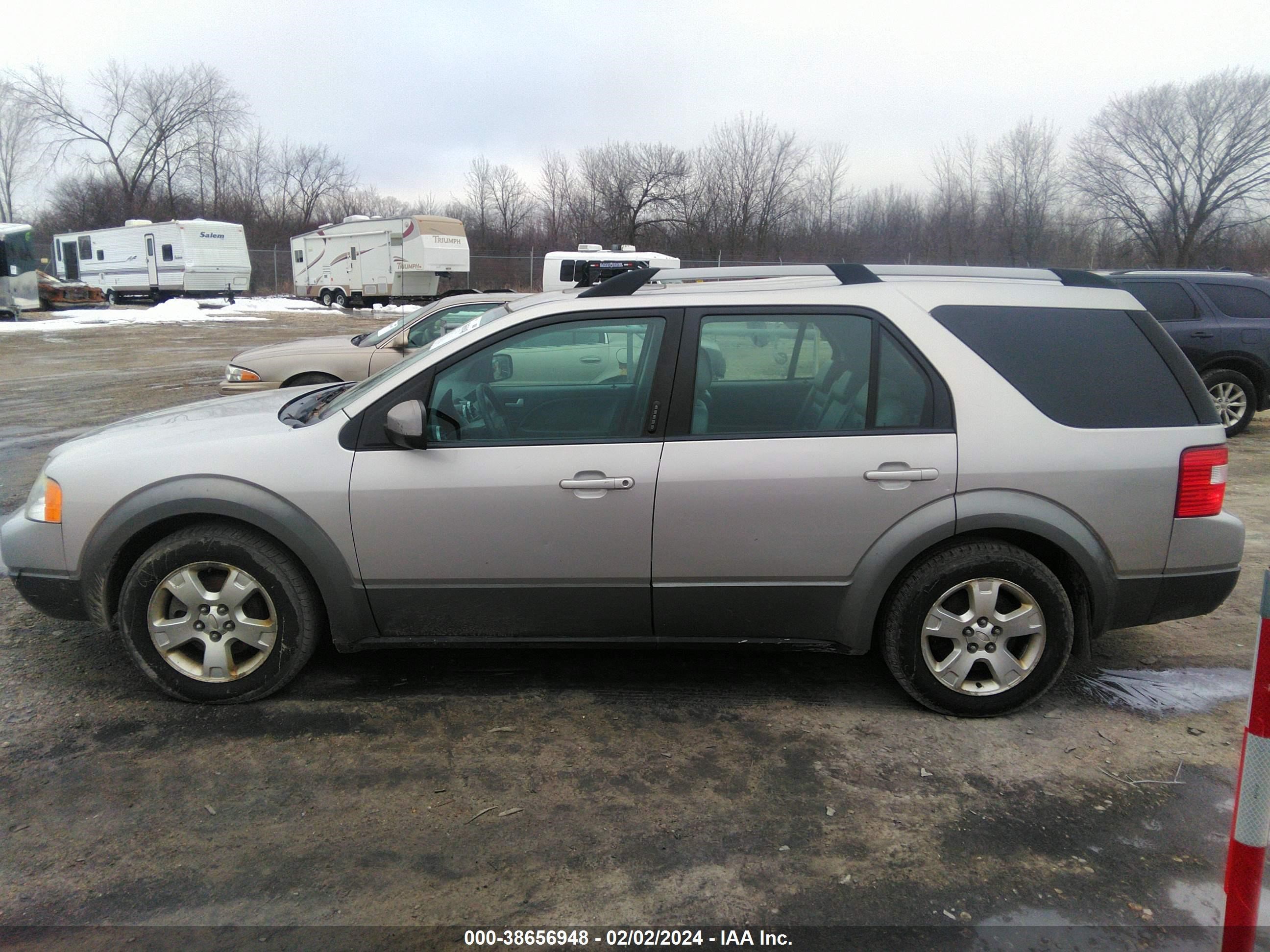 Photo 11 VIN: 1FMDK051X7GA29354 - FORD FREESTYLE 