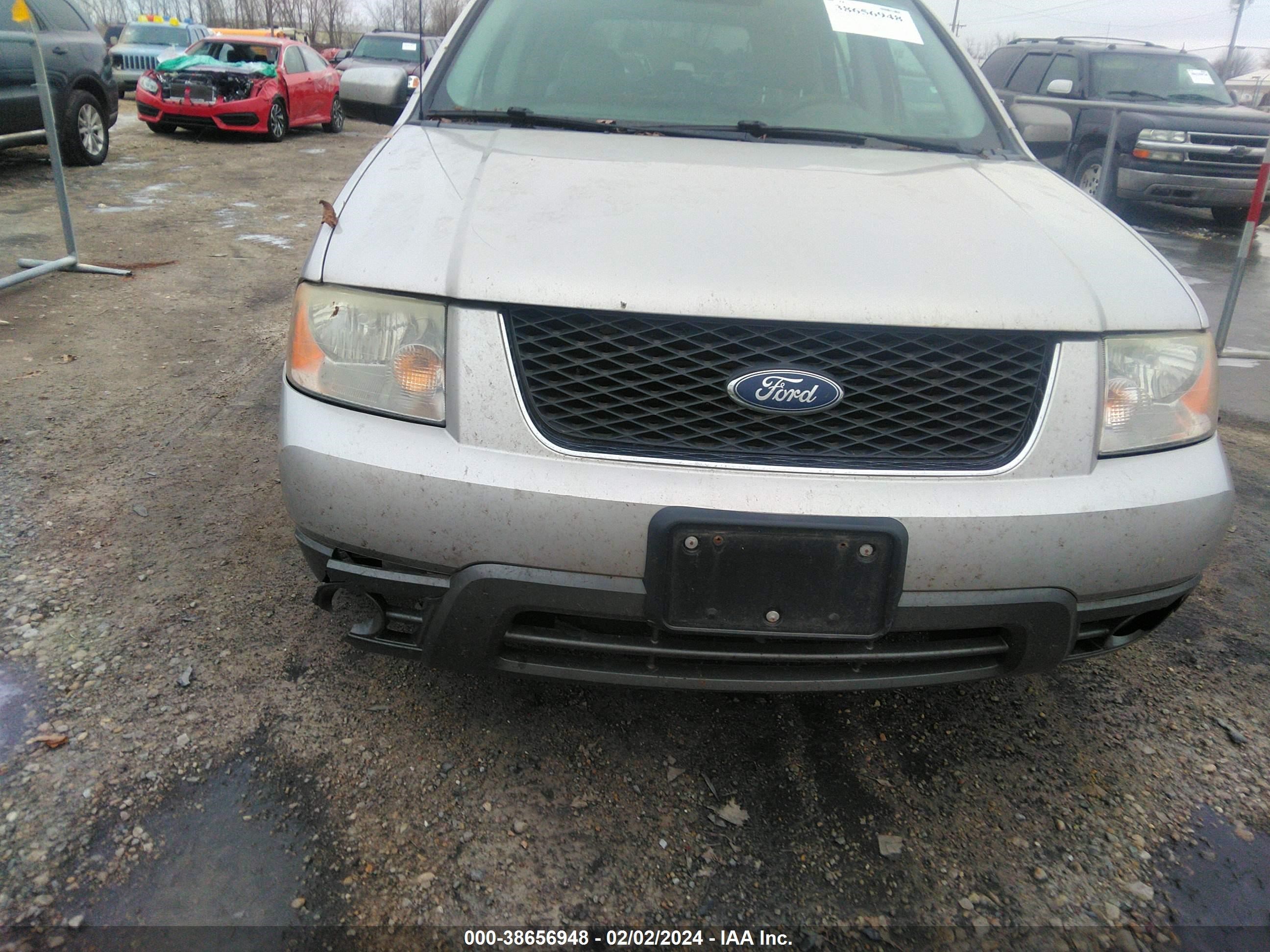 Photo 5 VIN: 1FMDK051X7GA29354 - FORD FREESTYLE 