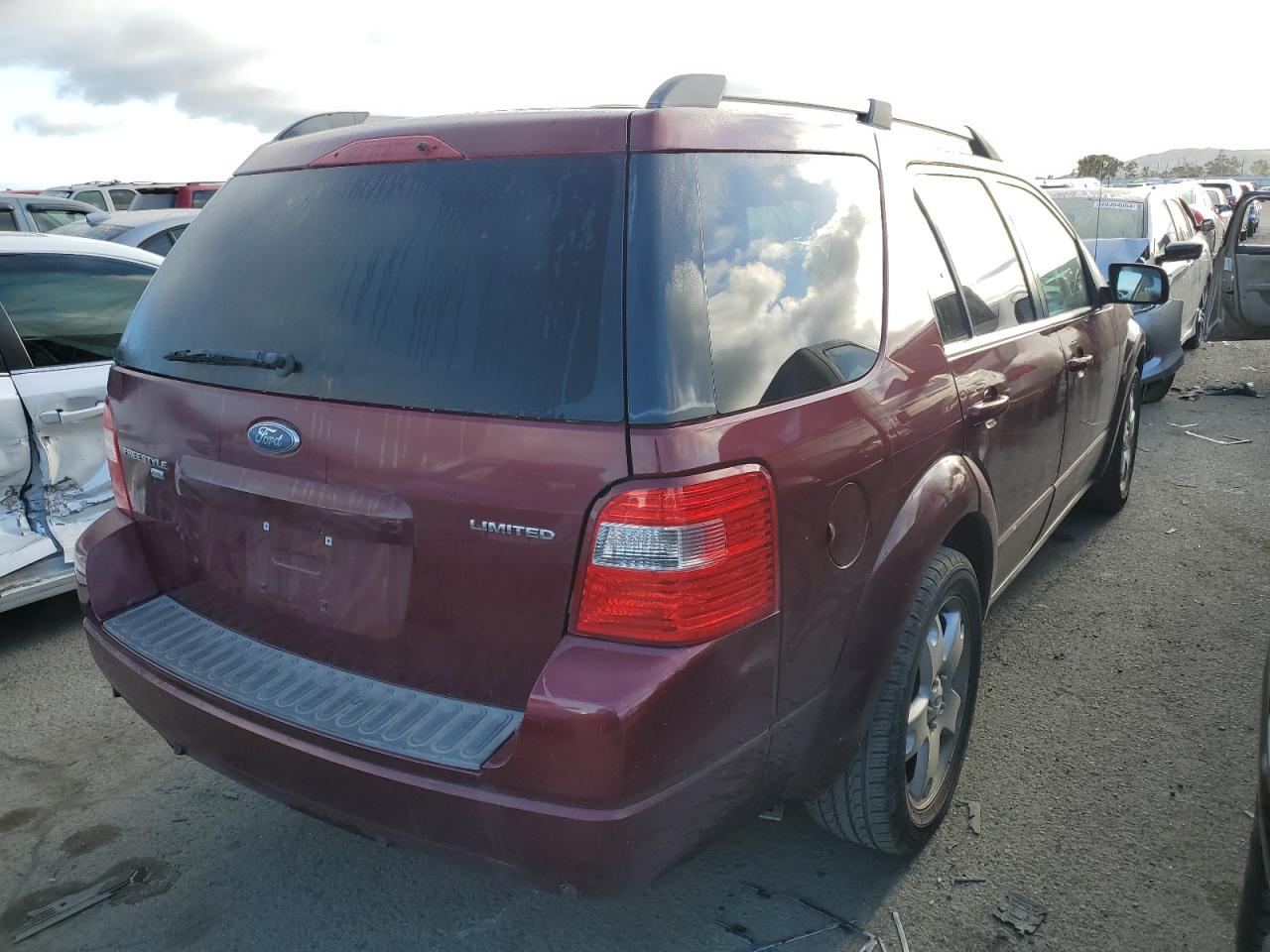 Photo 2 VIN: 1FMDK06196GA07228 - FORD FREESTYLE 