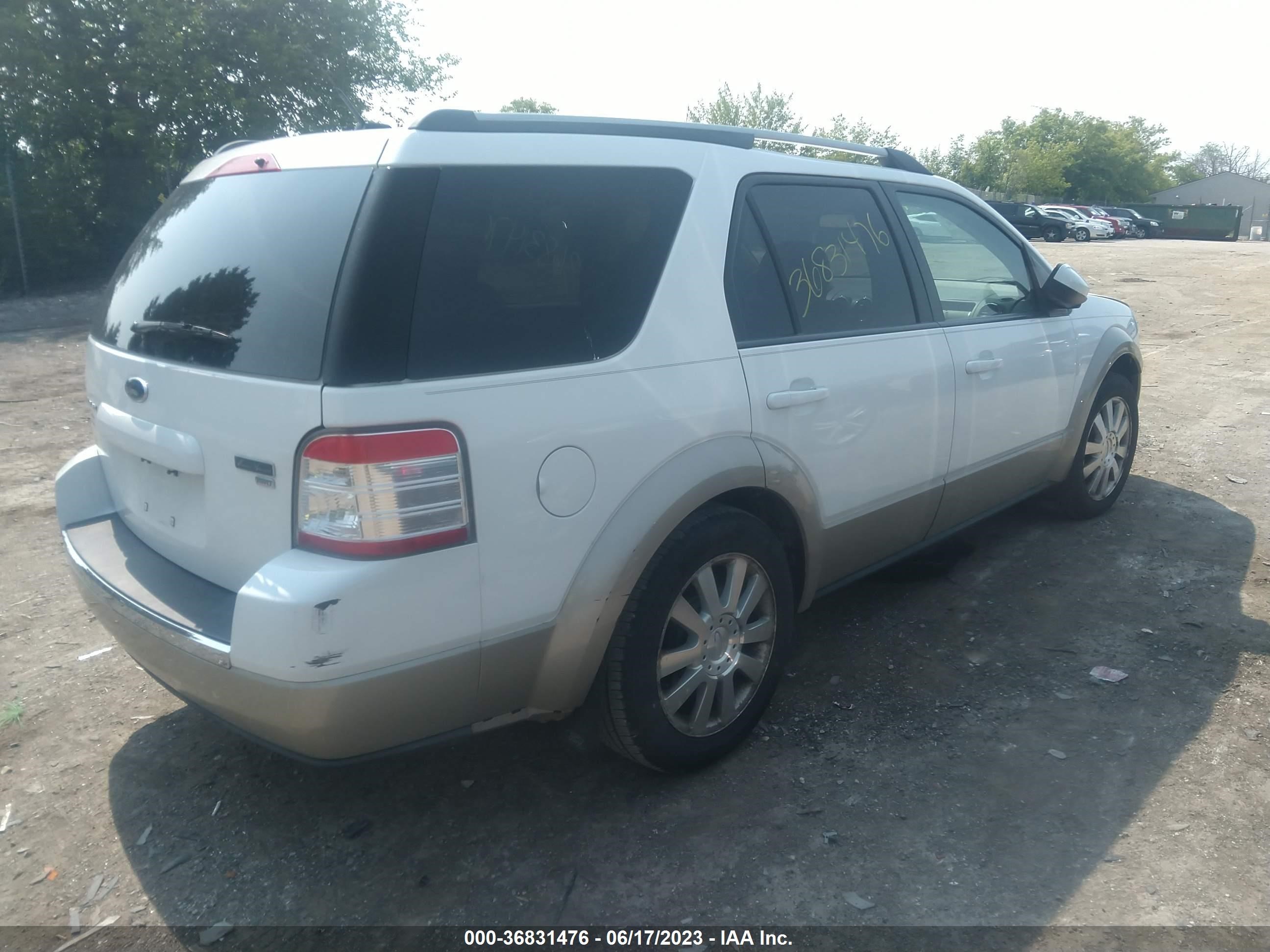 Photo 3 VIN: 1FMDK08W28GA20589 - FORD TAURUS X 