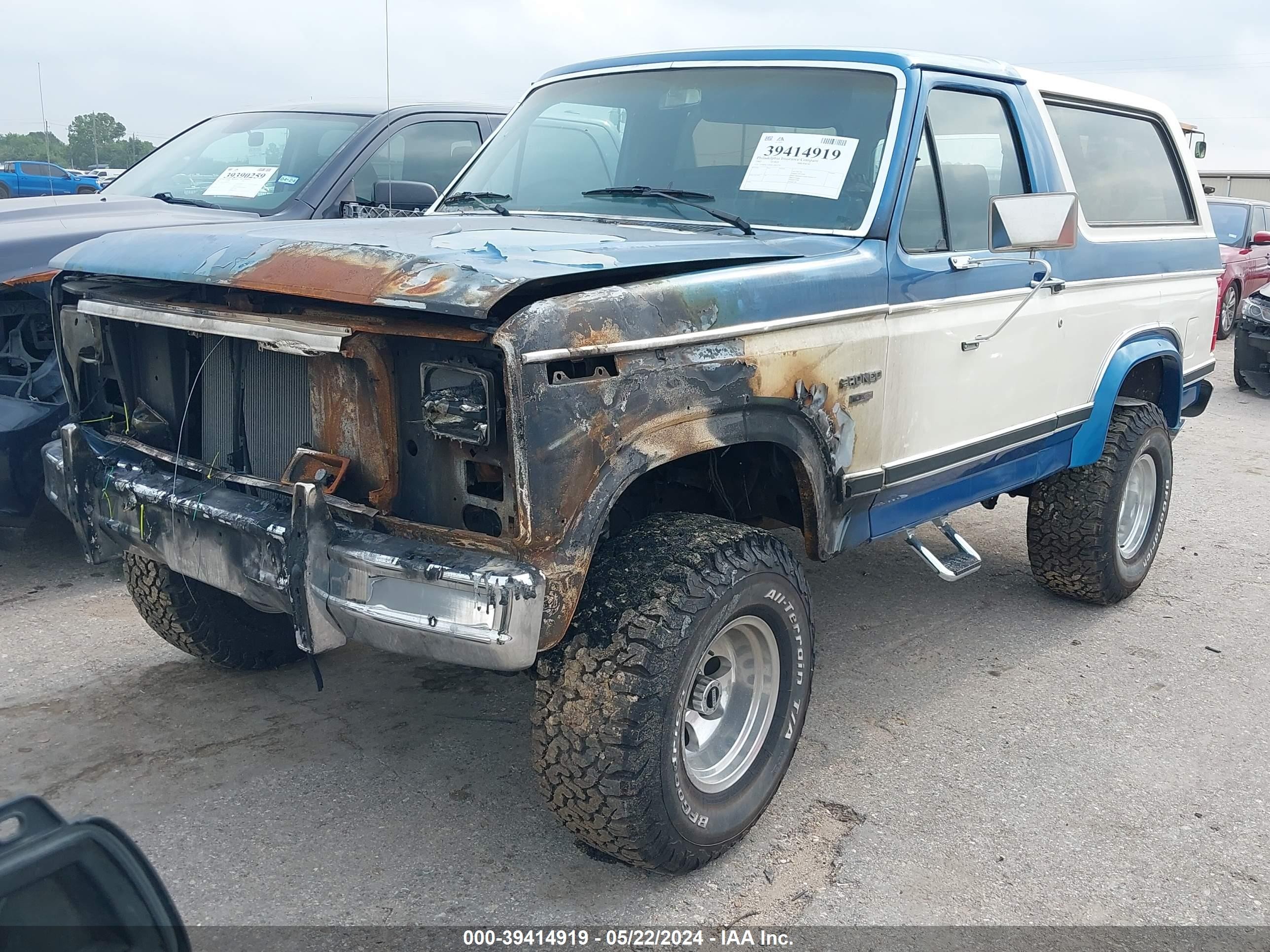 Photo 1 VIN: 1FMDU15E6CLA05251 - FORD BRONCO 