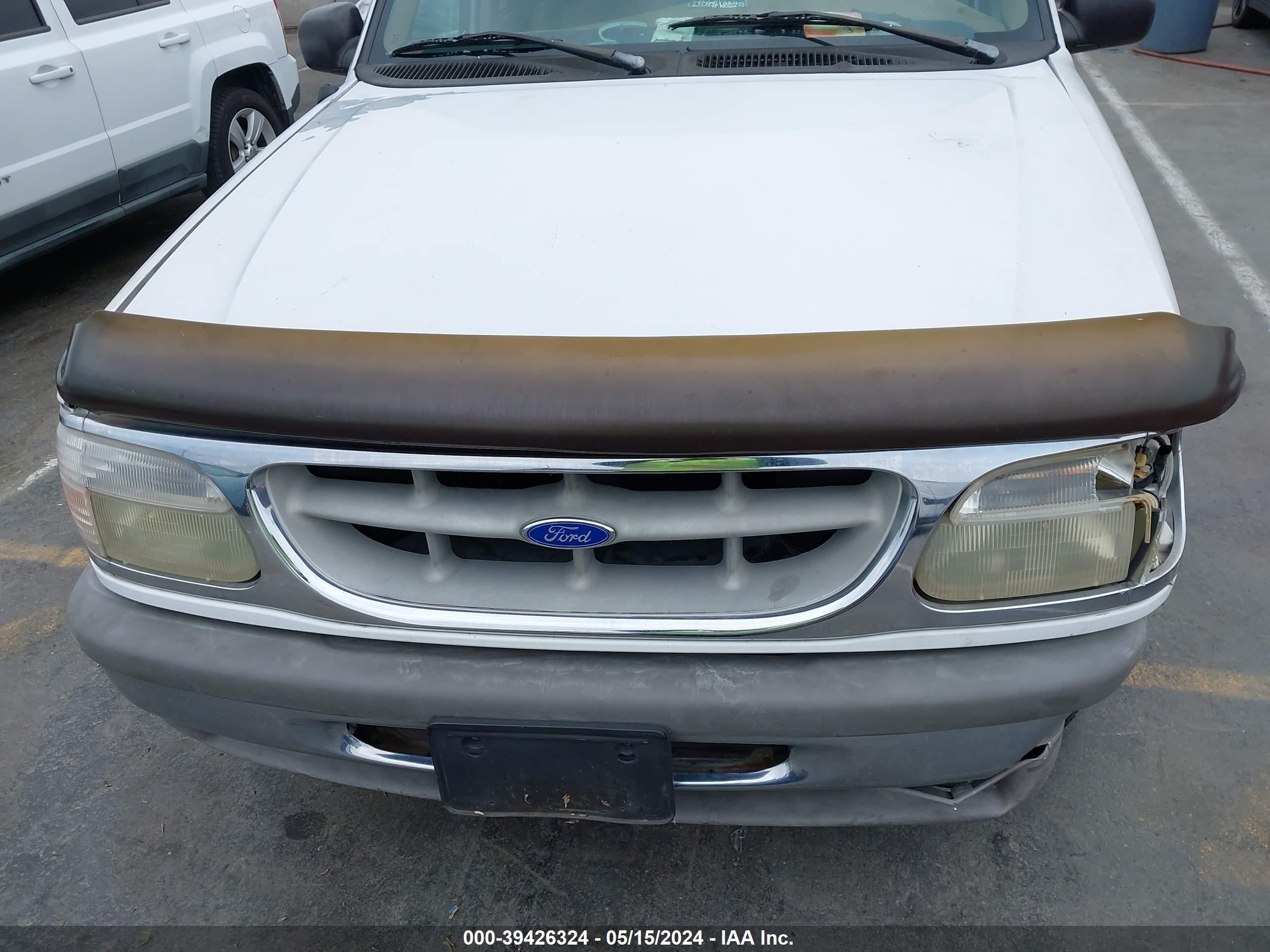 Photo 5 VIN: 1FMDU32X2TZA07237 - FORD EXPLORER 