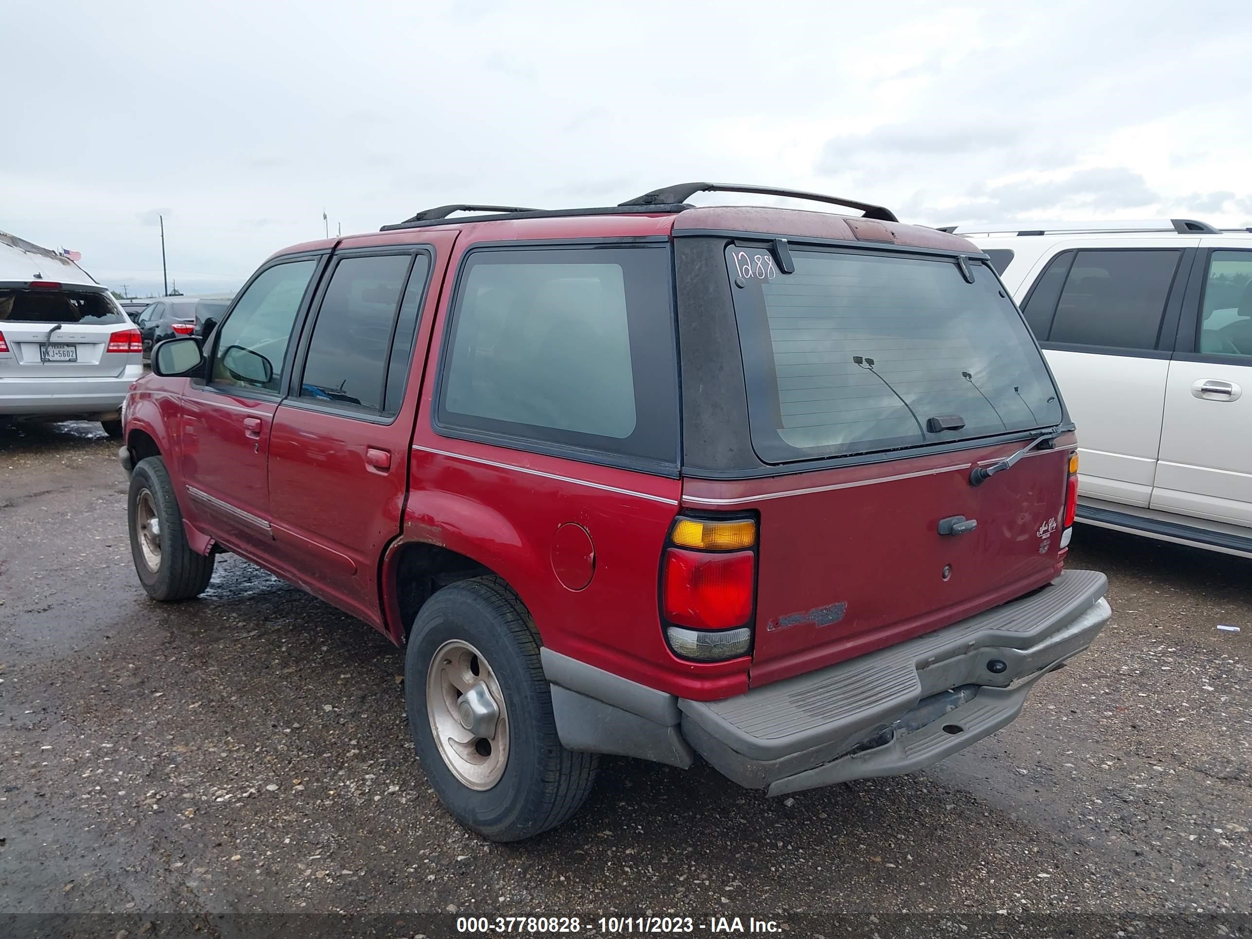 Photo 2 VIN: 1FMDU32X7TUA99278 - FORD EXPLORER 