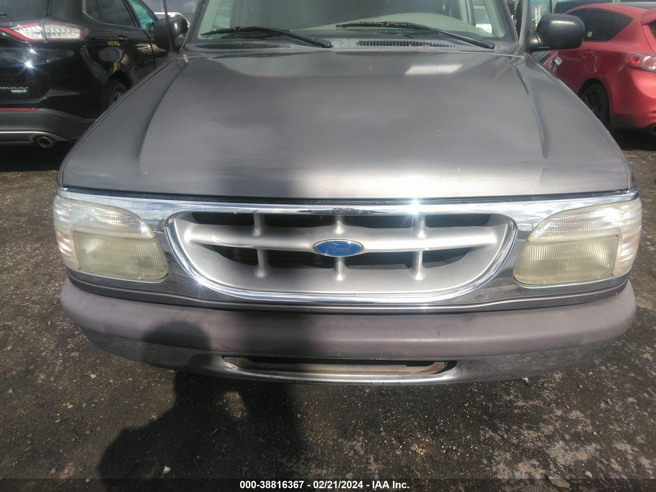 Photo 11 VIN: 1FMDU34E4VZC12380 - FORD EXPLORER 