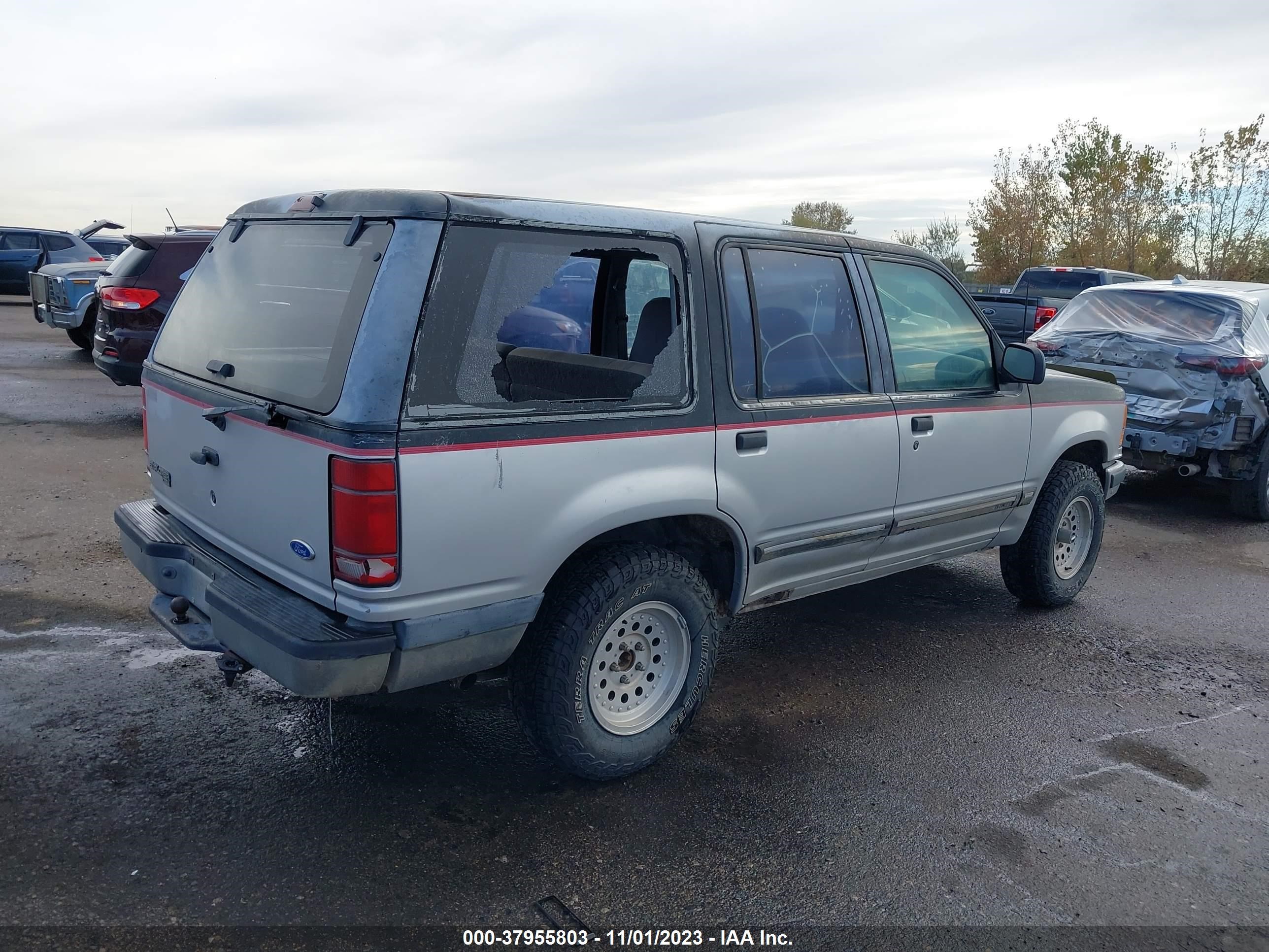 Photo 3 VIN: 1FMDU34X0MUB00608 - FORD EXPLORER 