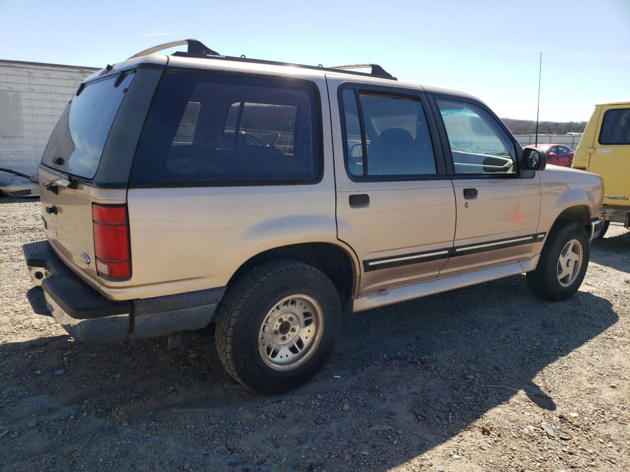 Photo 2 VIN: 1FMDU34X5RUC10934 - FORD EXPLORER 