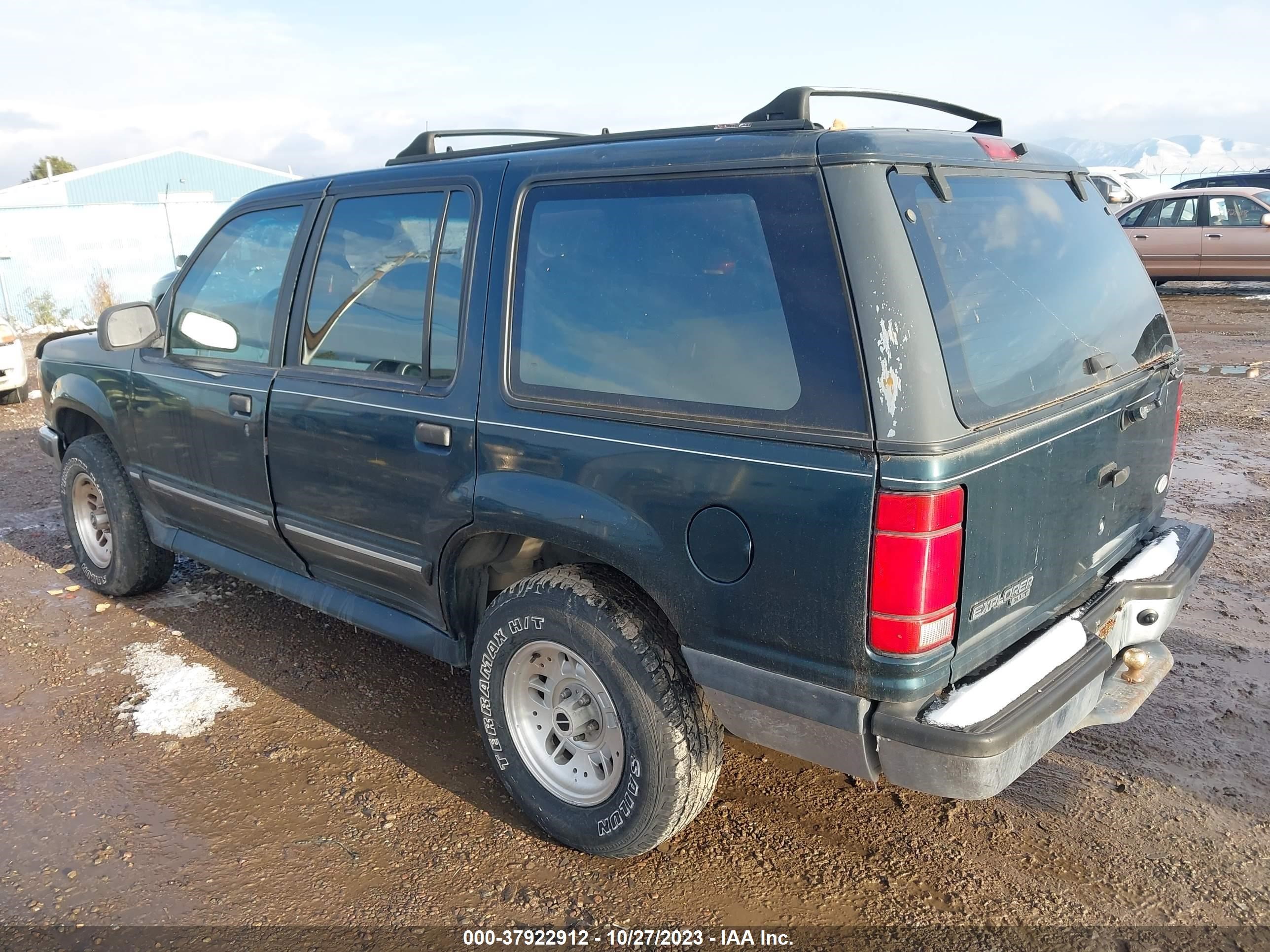 Photo 2 VIN: 1FMDU34X5RUC95337 - FORD EXPLORER 