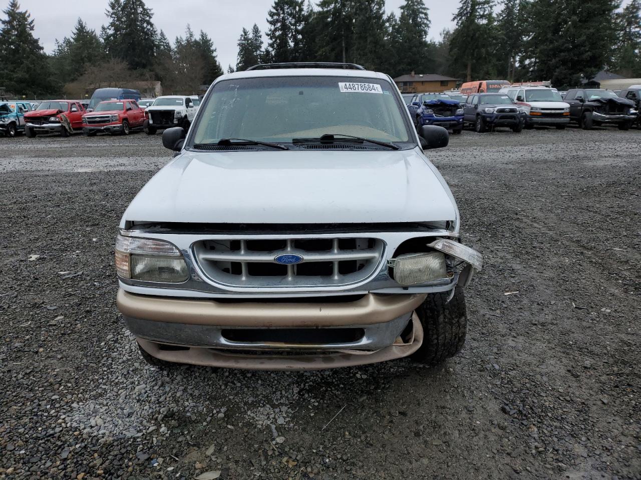 Photo 4 VIN: 1FMDU34X5TZB51555 - FORD EXPLORER 