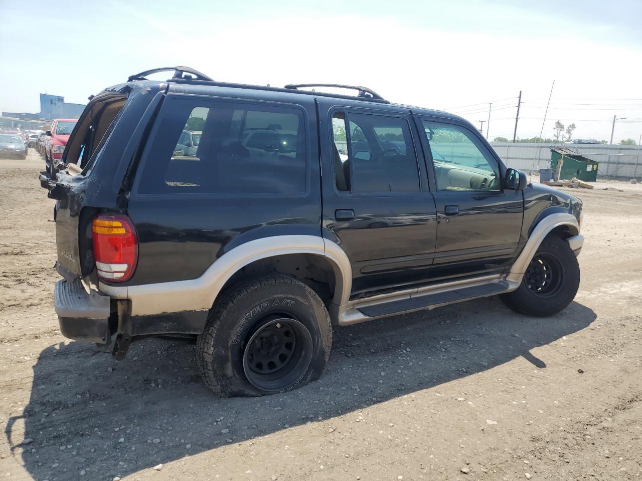 Photo 2 VIN: 1FMDU35P6XZB06614 - FORD EXPLORER 