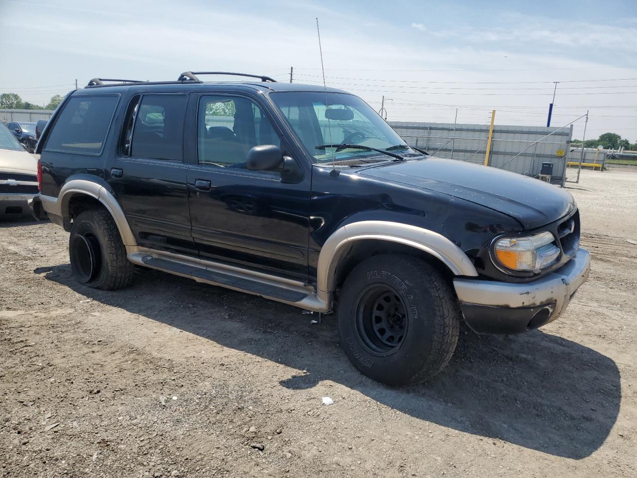 Photo 3 VIN: 1FMDU35P6XZB06614 - FORD EXPLORER 