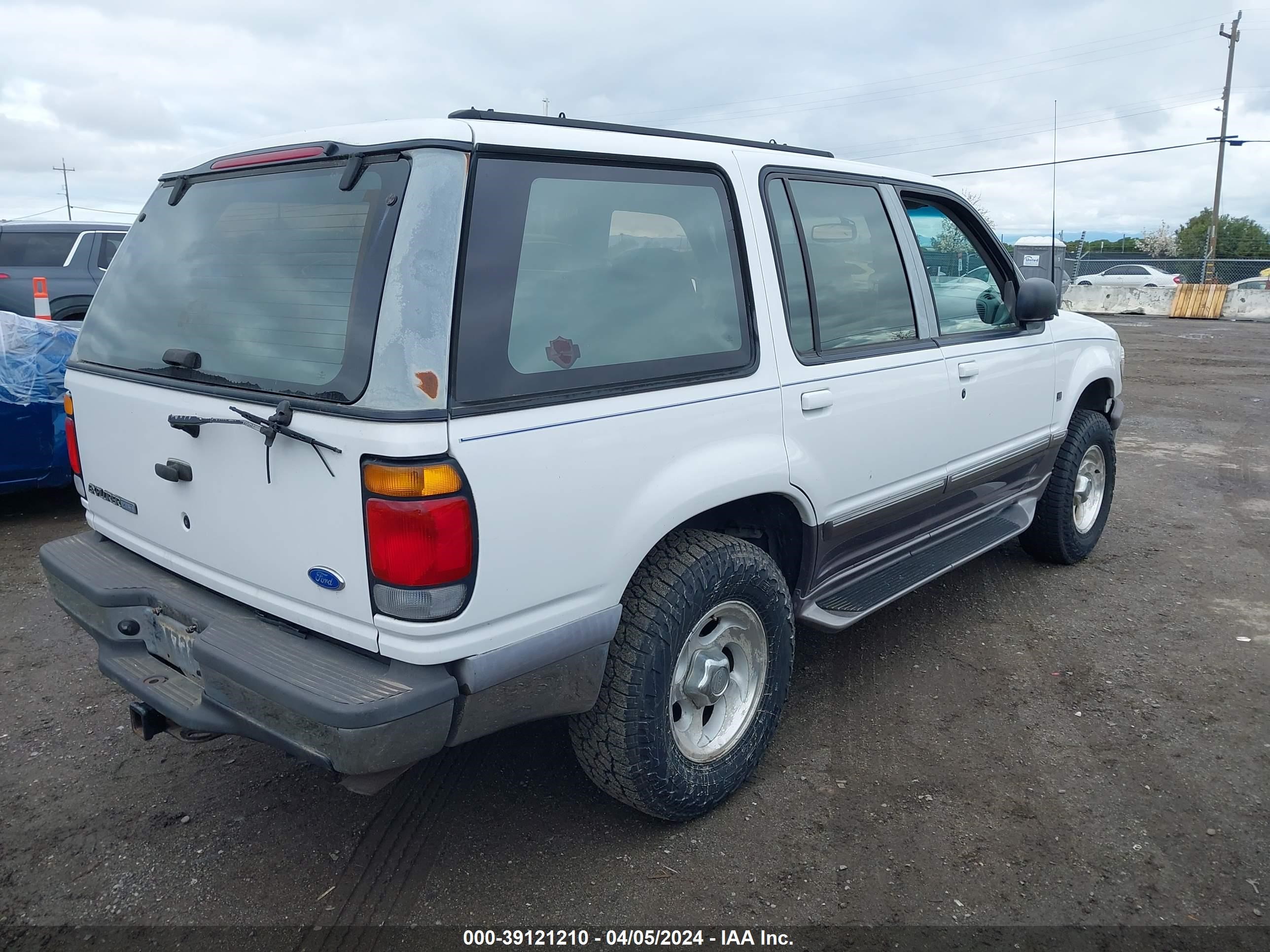 Photo 3 VIN: 1FMDU35P9VZB01596 - FORD EXPLORER 