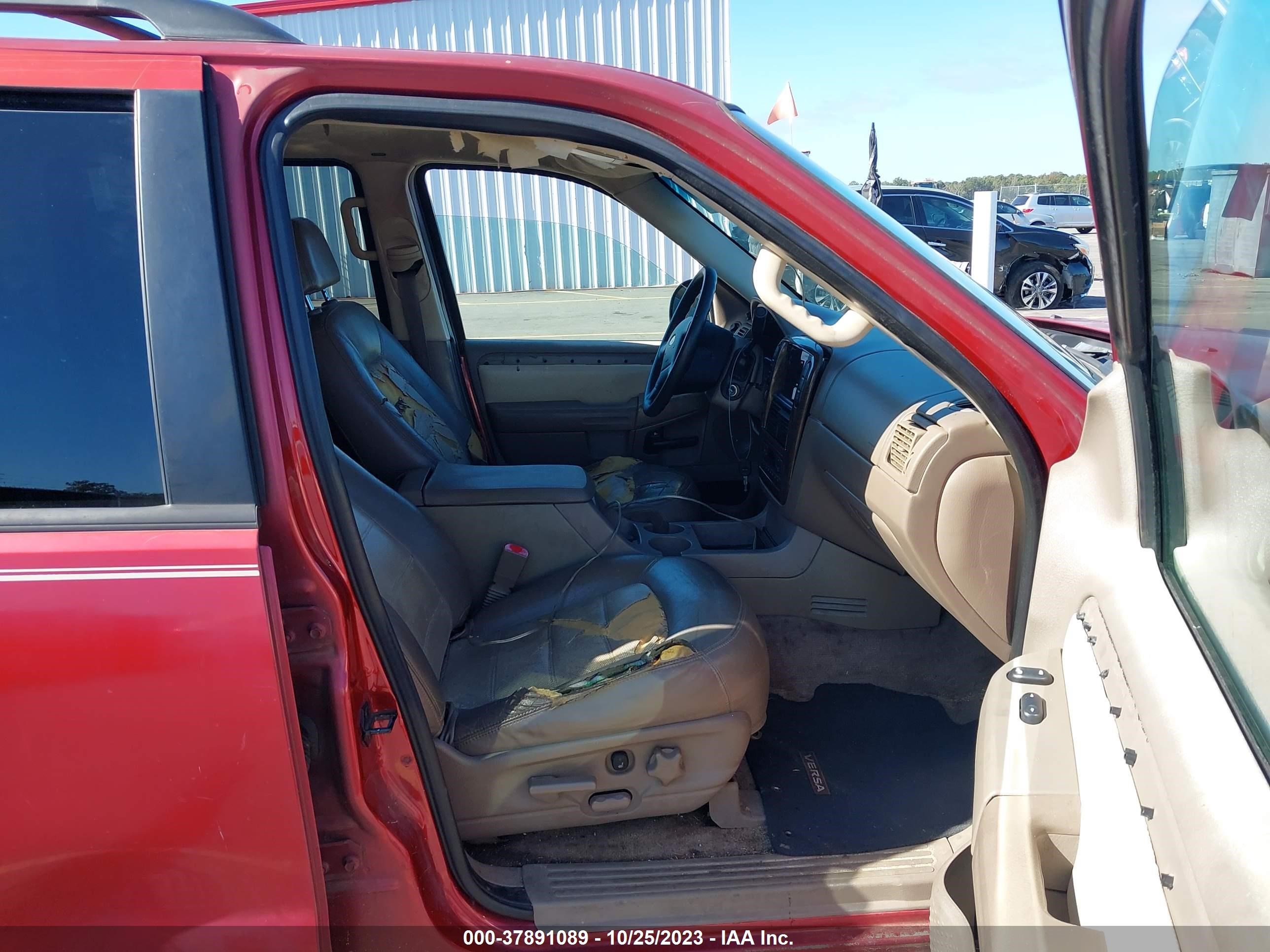 Photo 4 VIN: 1FMDU74E42UA66451 - FORD EXPLORER 