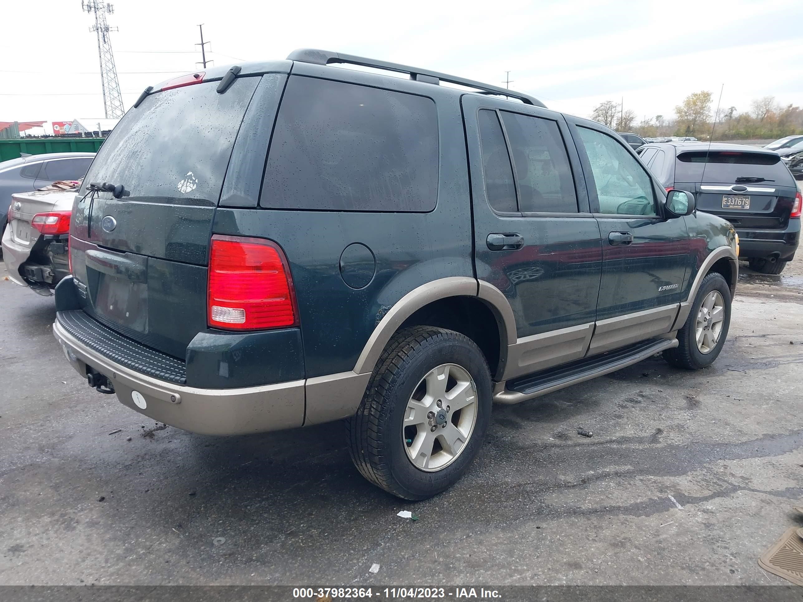 Photo 3 VIN: 1FMDU74K94UC00945 - FORD EXPLORER 