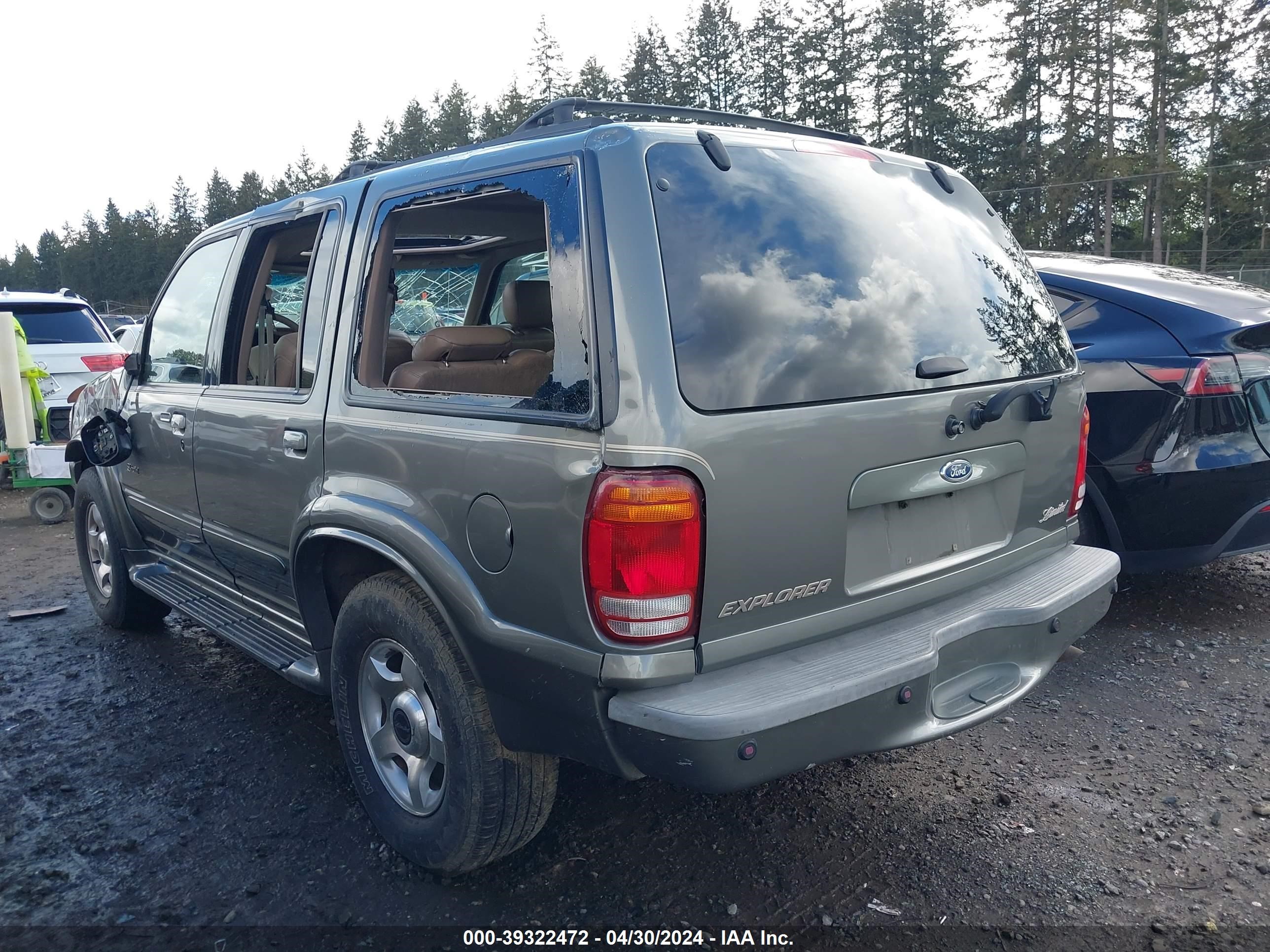 Photo 2 VIN: 1FMDU75E4YZB54605 - FORD EXPLORER 