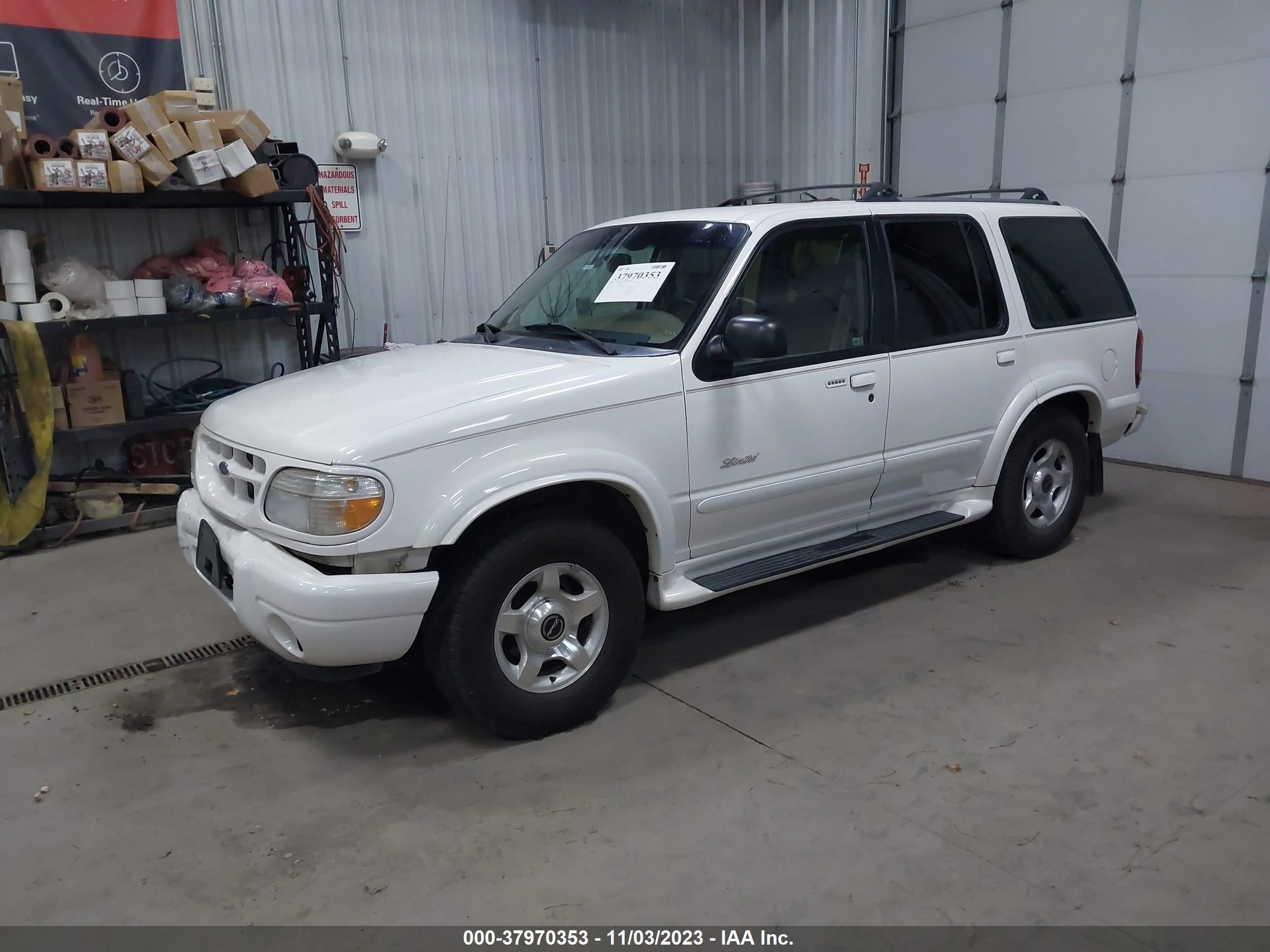 Photo 1 VIN: 1FMDU75EXYZA53035 - FORD EXPLORER 