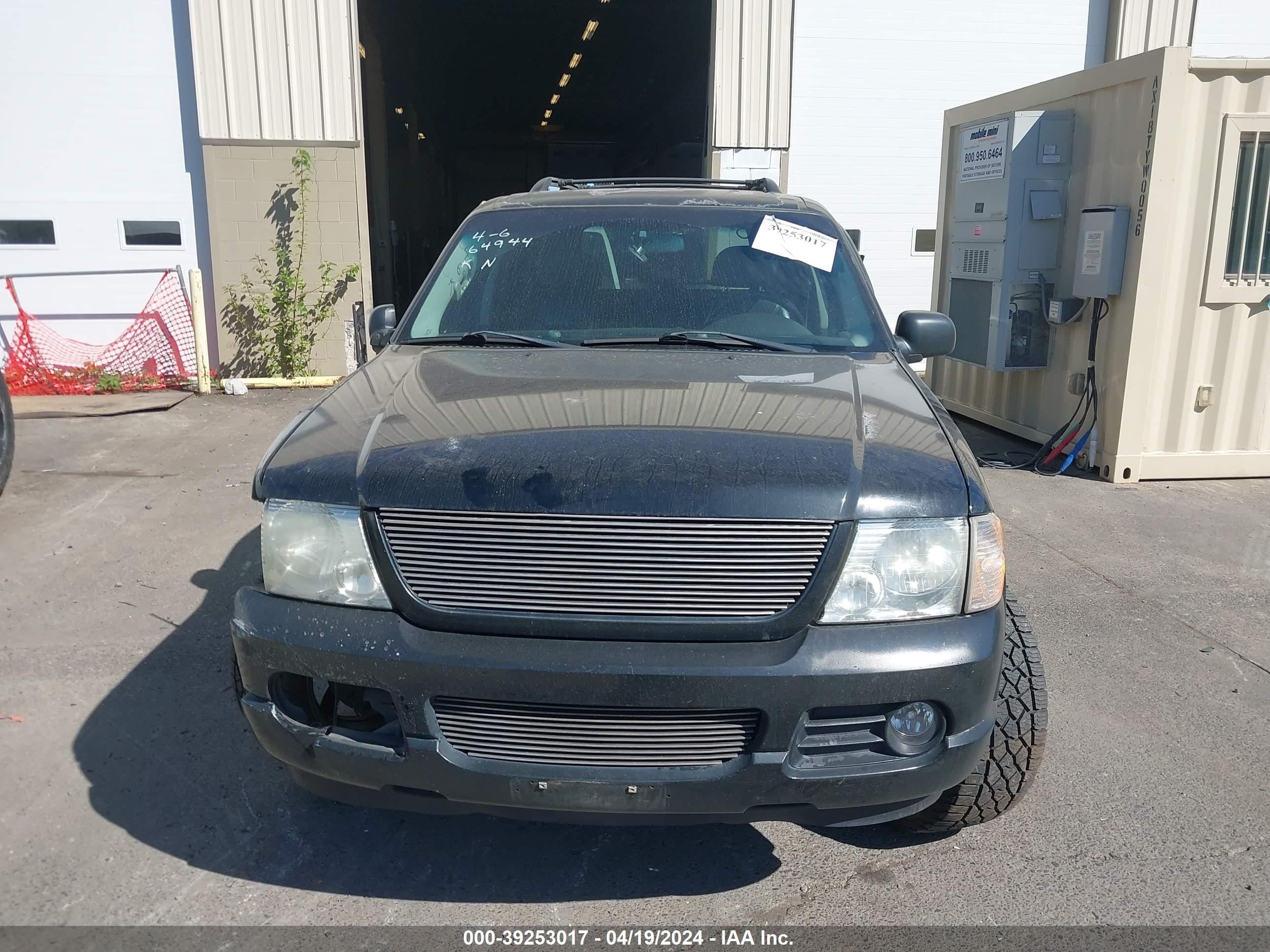 Photo 11 VIN: 1FMDU75W72ZA73324 - FORD EXPLORER 