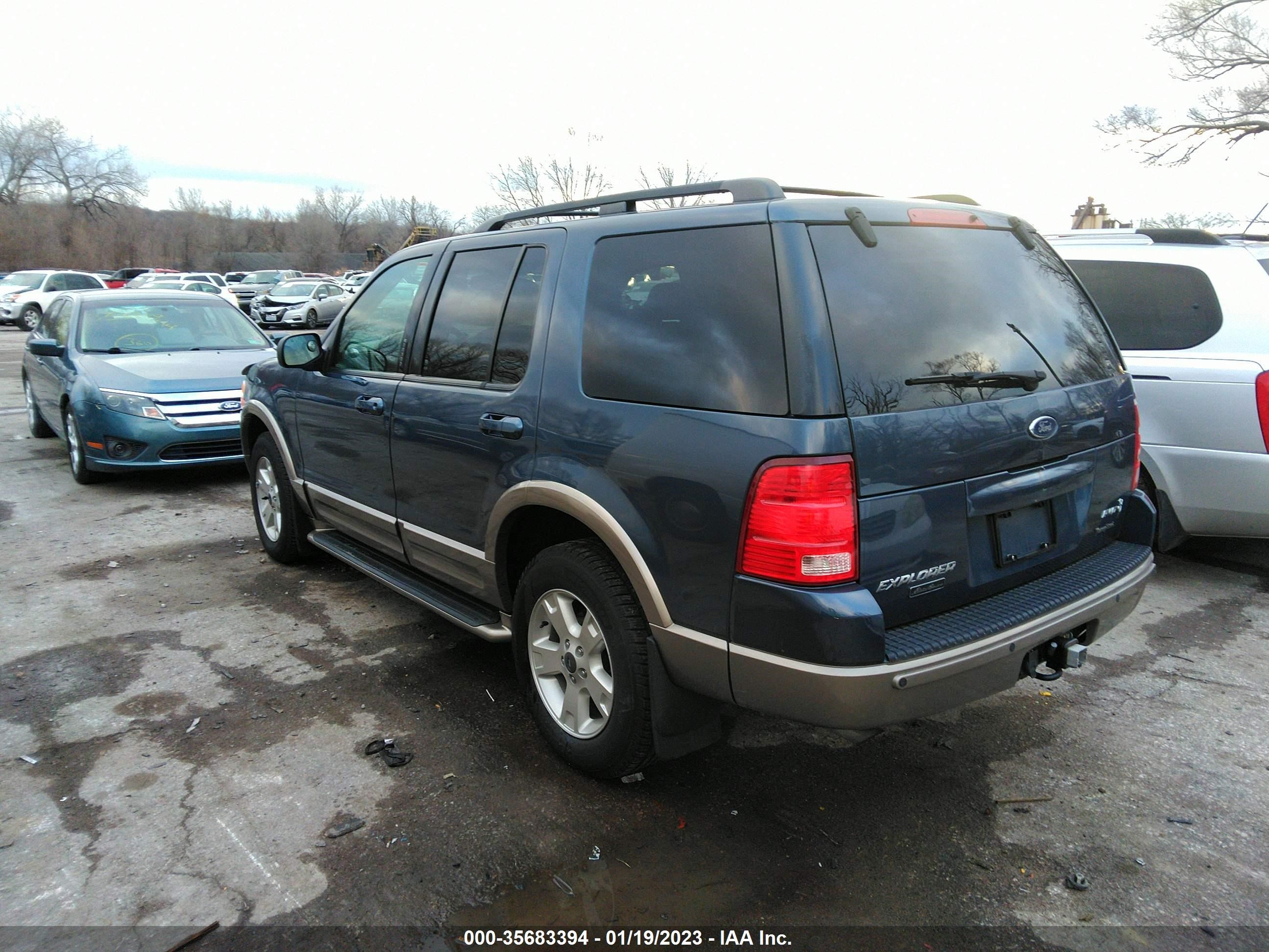 Photo 2 VIN: 1FMDU84W03UB48161 - FORD EXPLORER 