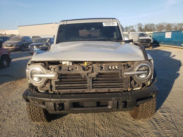 Photo 4 VIN: 1FMEE5DP6MLB02060 - FORD BRONCO BAS 