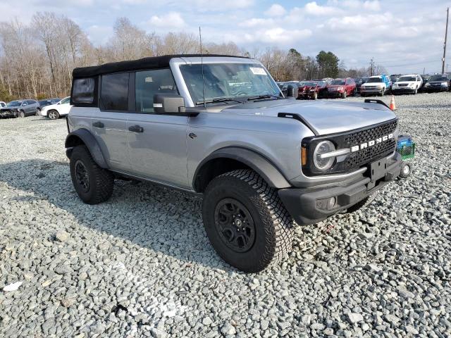 Photo 3 VIN: 1FMEE5DP6NLB64947 - FORD BRONCO BAS 