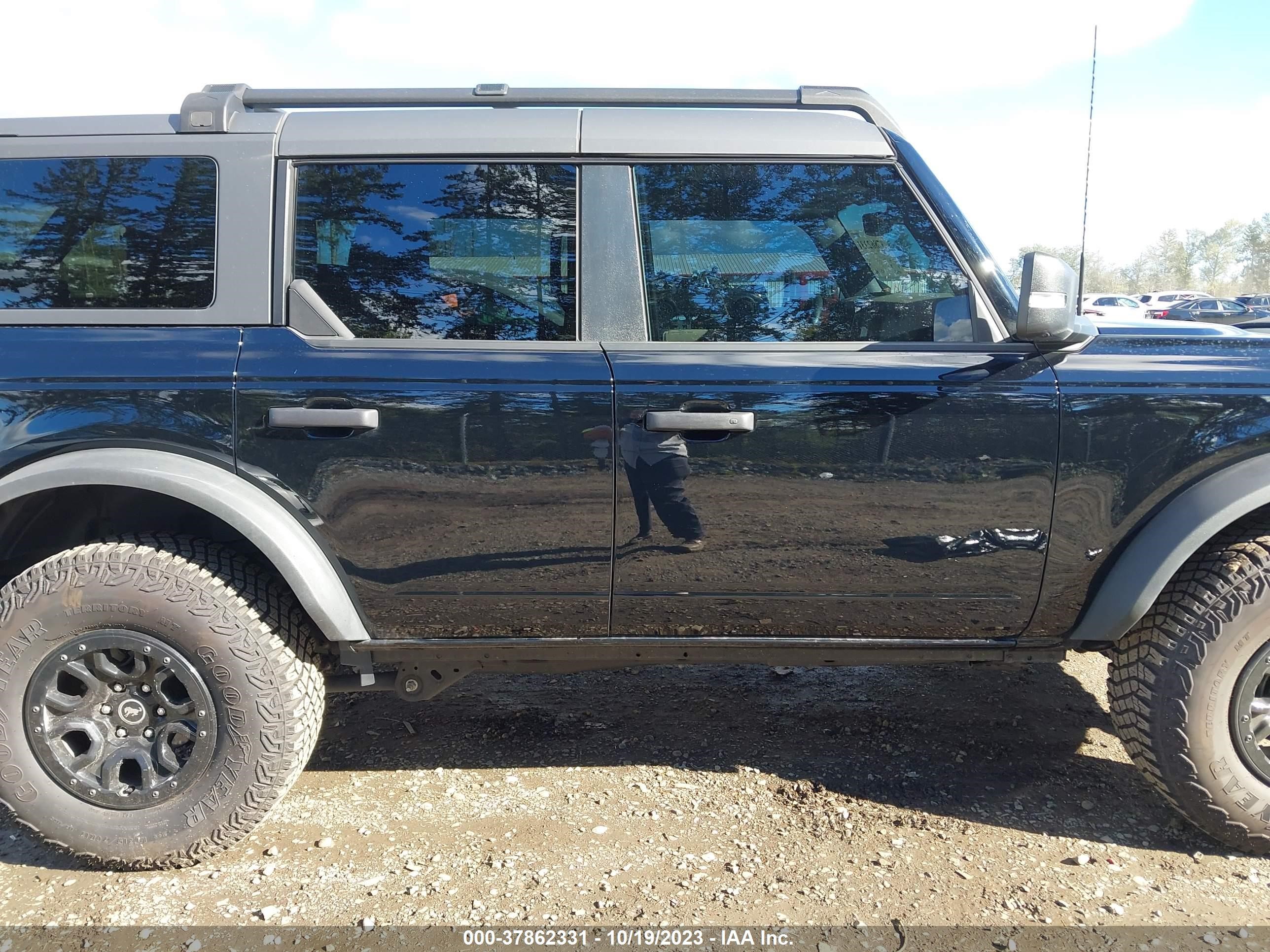 Photo 12 VIN: 1FMEE5DP6PLA97351 - FORD BRONCO 