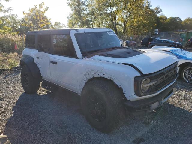 Photo 3 VIN: 1FMEE5JR8NLA50860 - FORD BRONCO RAP 