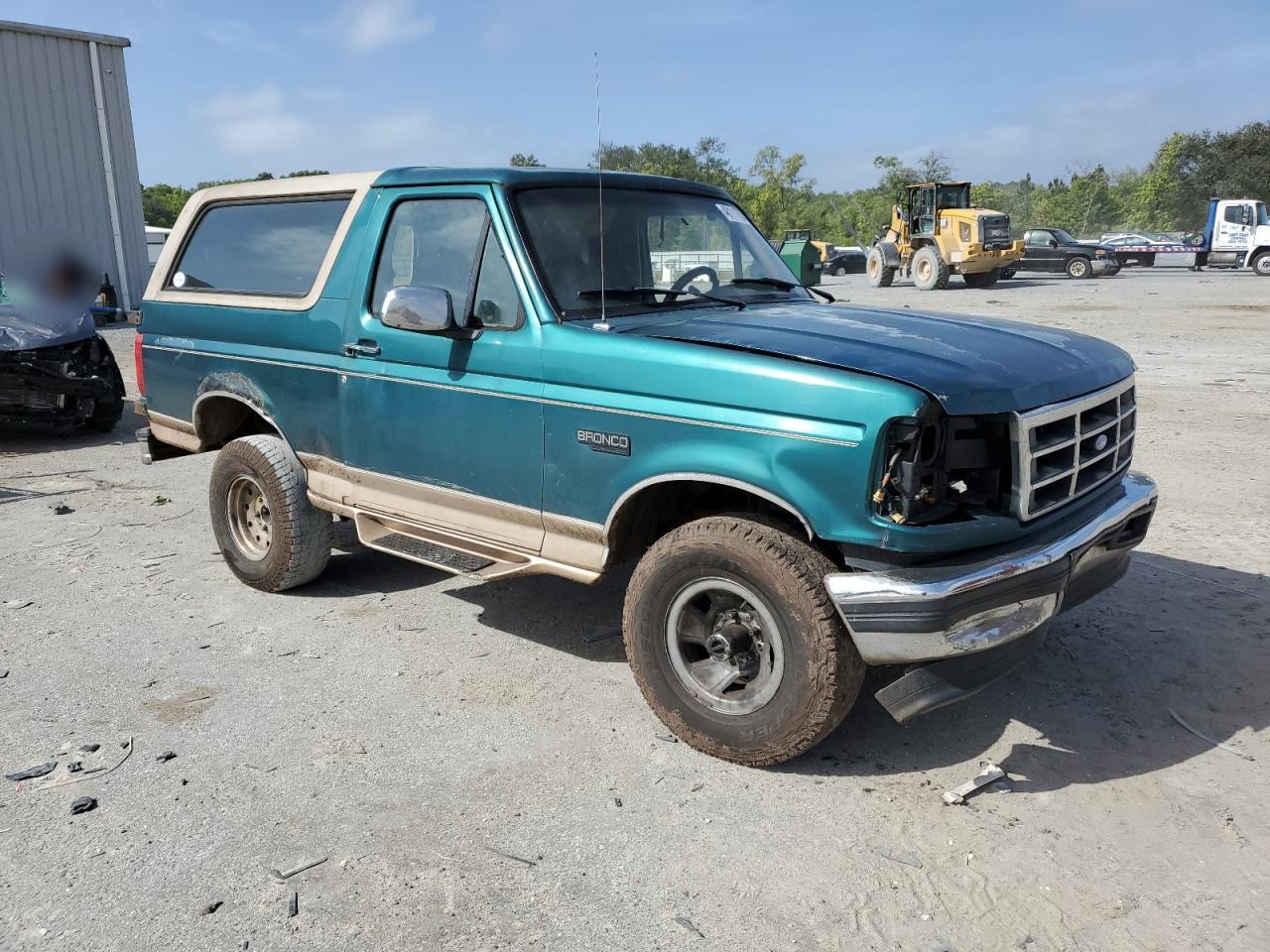 Photo 3 VIN: 1FMEU15H8TLA23216 - FORD BRONCO 