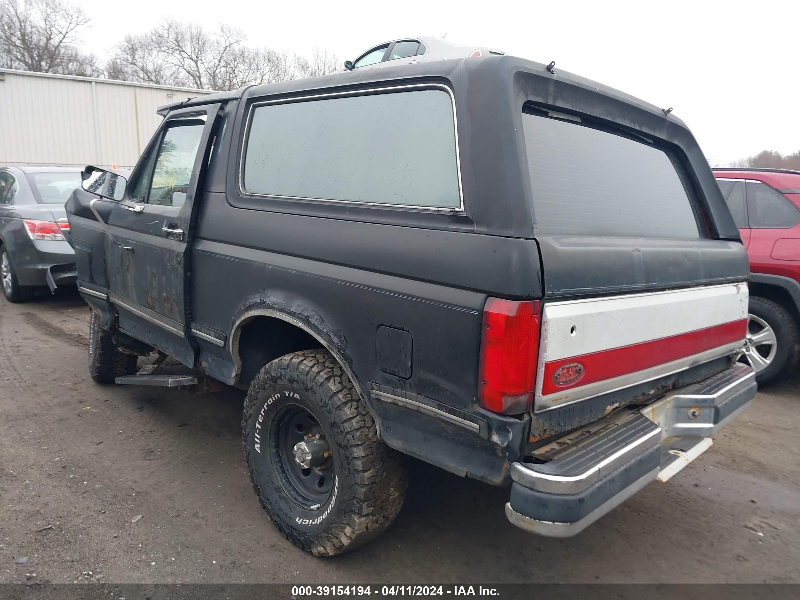 Photo 2 VIN: 1FMEU15HXLLA87161 - FORD BRONCO 