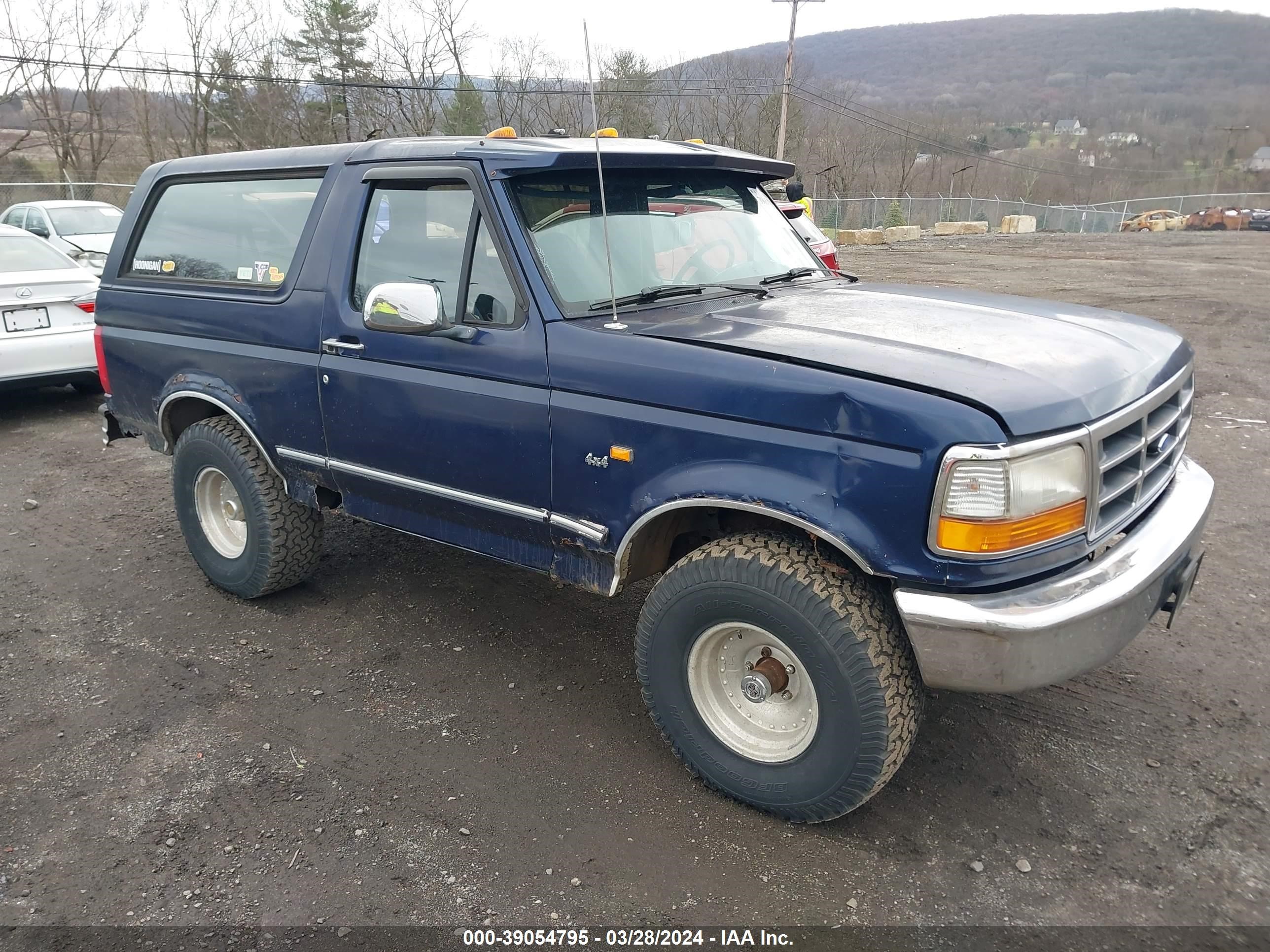 Photo 0 VIN: 1FMEU15HXRLA87167 - FORD BRONCO 