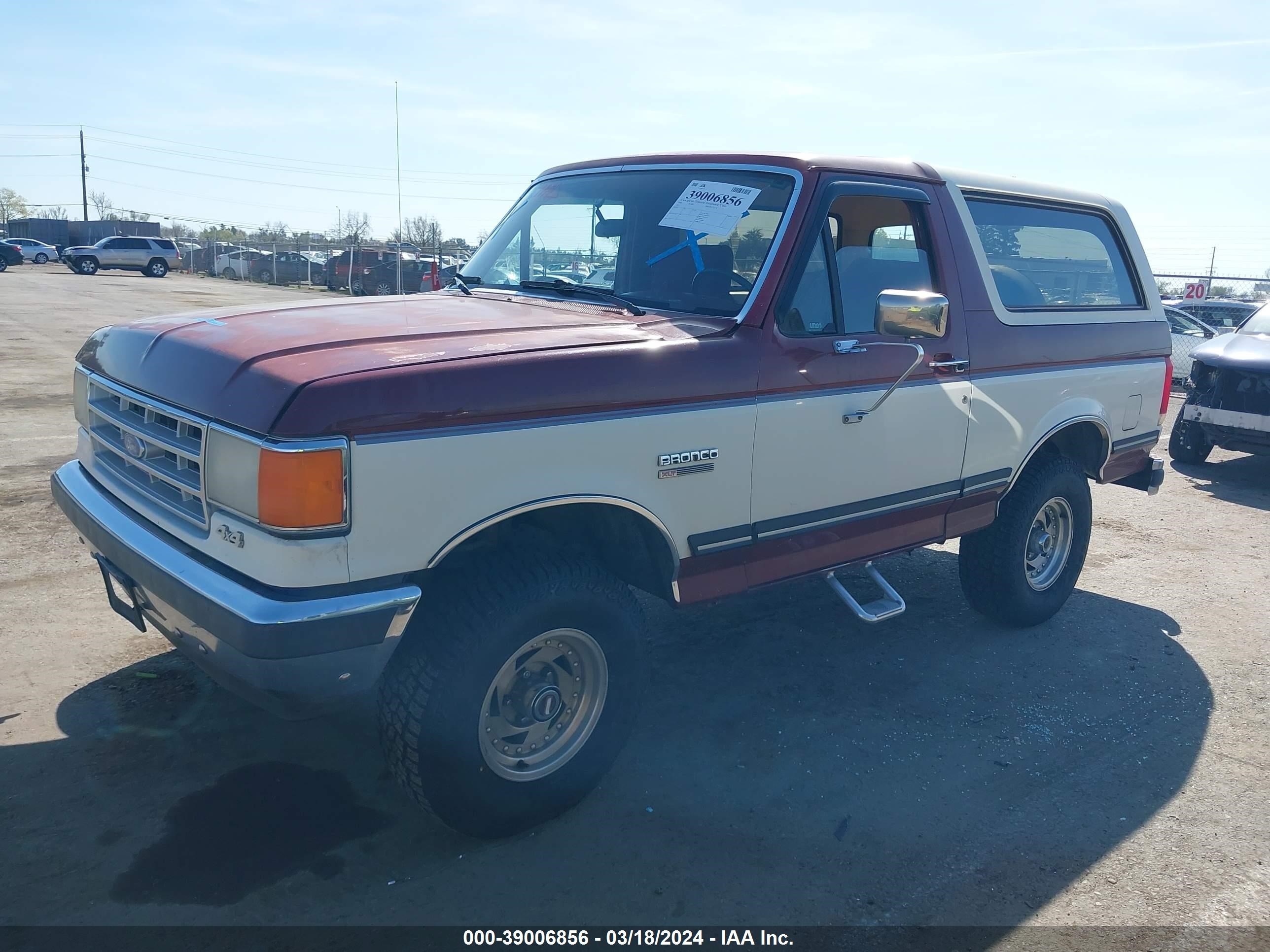 Photo 1 VIN: 1FMEU15N2JLA17205 - FORD BRONCO 