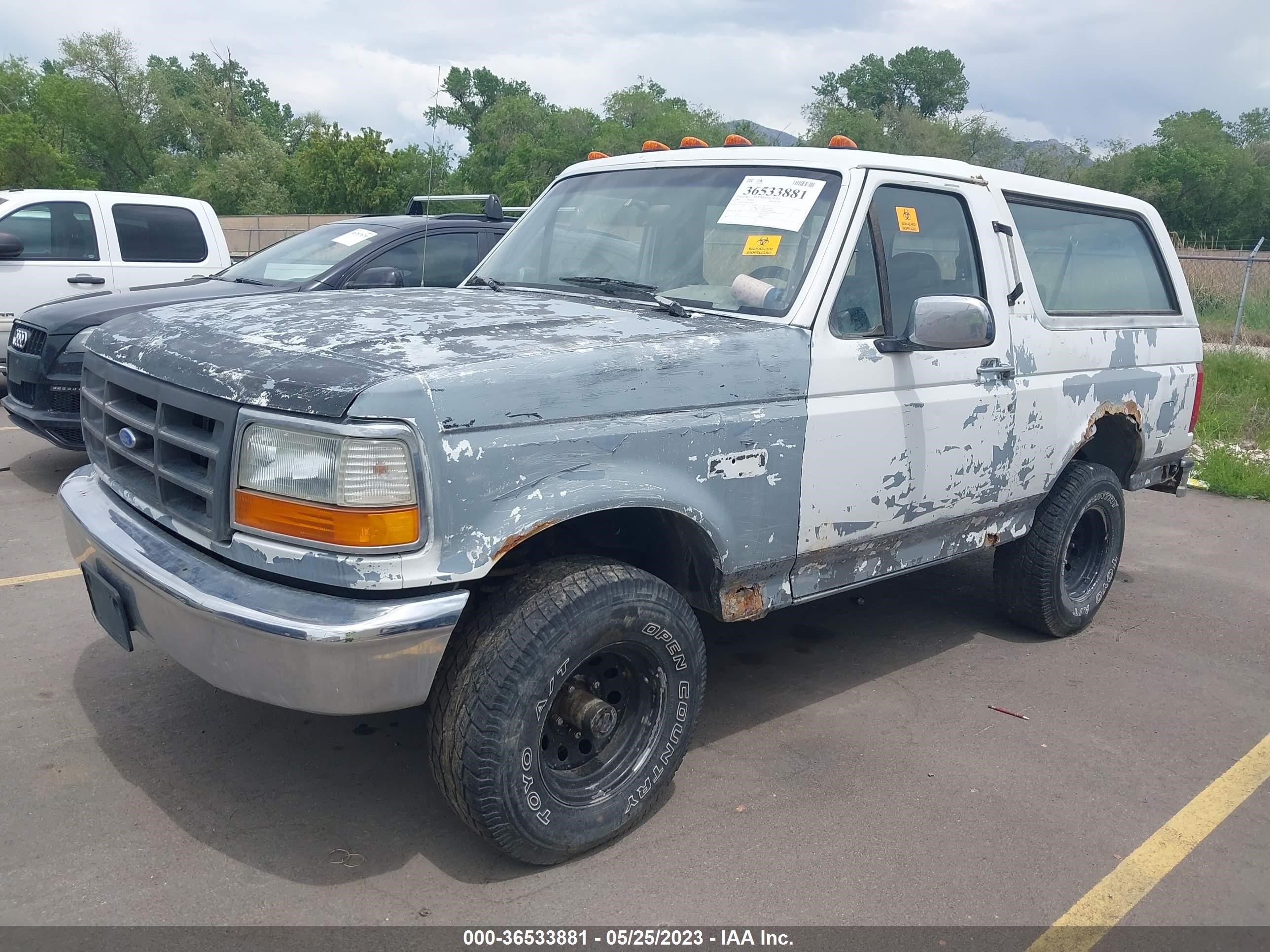 Photo 1 VIN: 1FMEU15N4NLA96253 - FORD BRONCO 