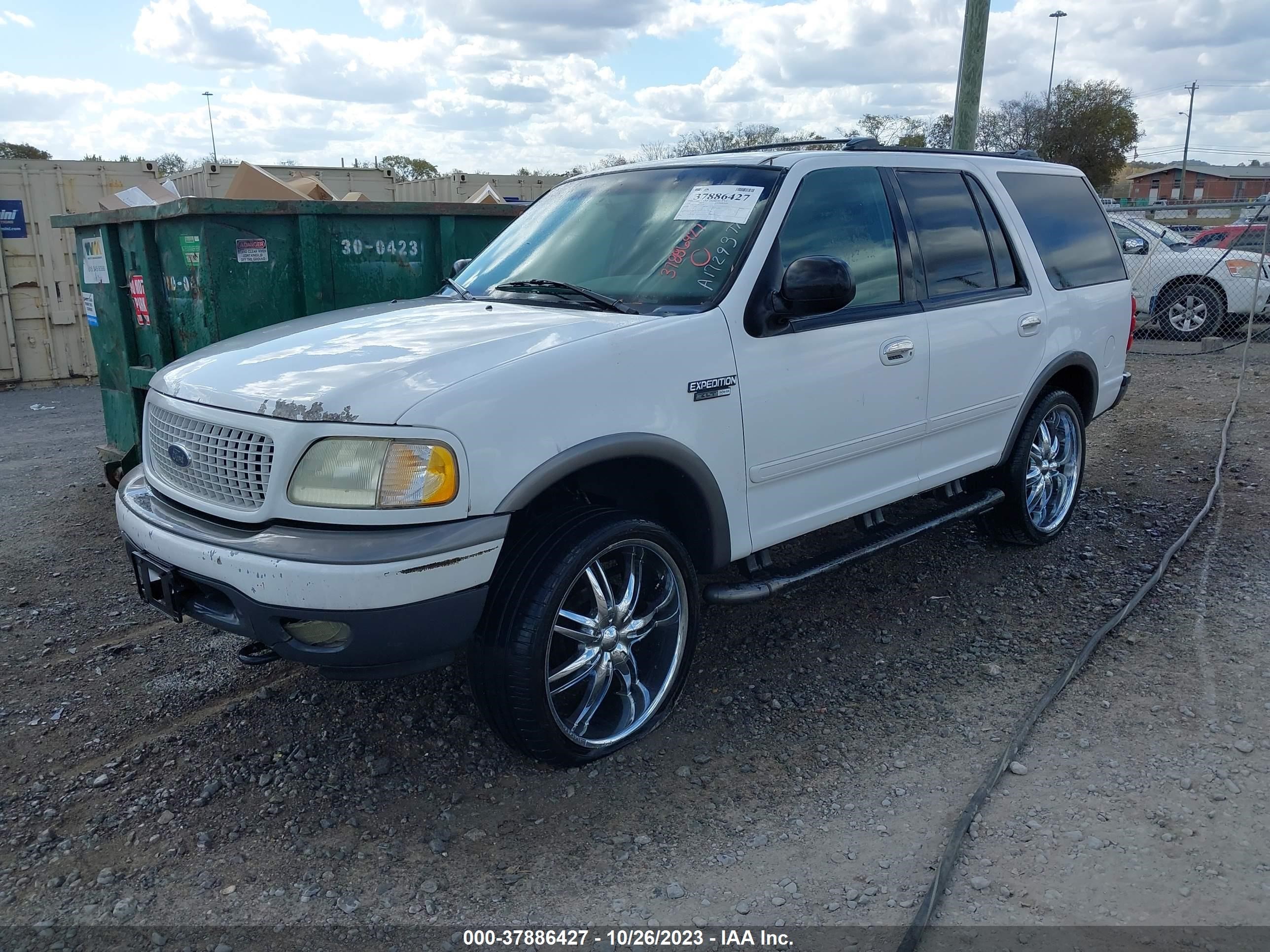 Photo 1 VIN: 1FMEU16W22LA17293 - FORD EXPEDITION 