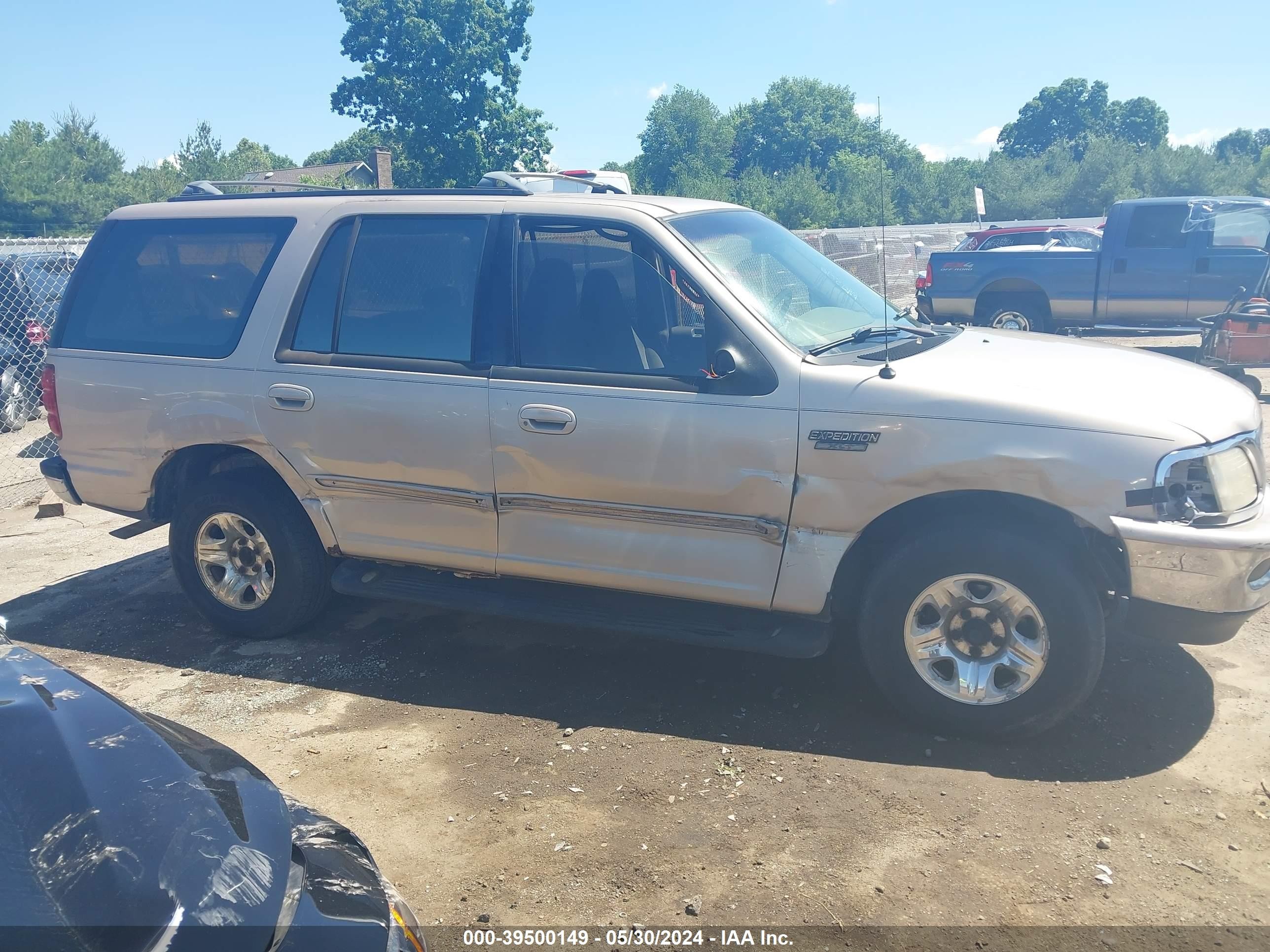 Photo 12 VIN: 1FMEU1767VLB13861 - FORD EXPEDITION 