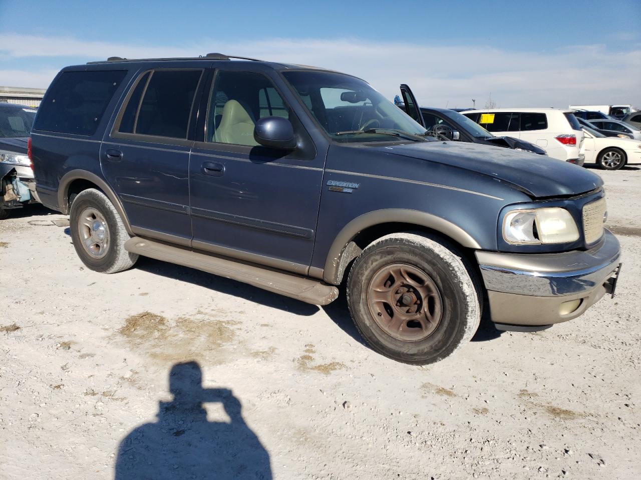 Photo 3 VIN: 1FMEU17L31LA67588 - FORD EXPEDITION 