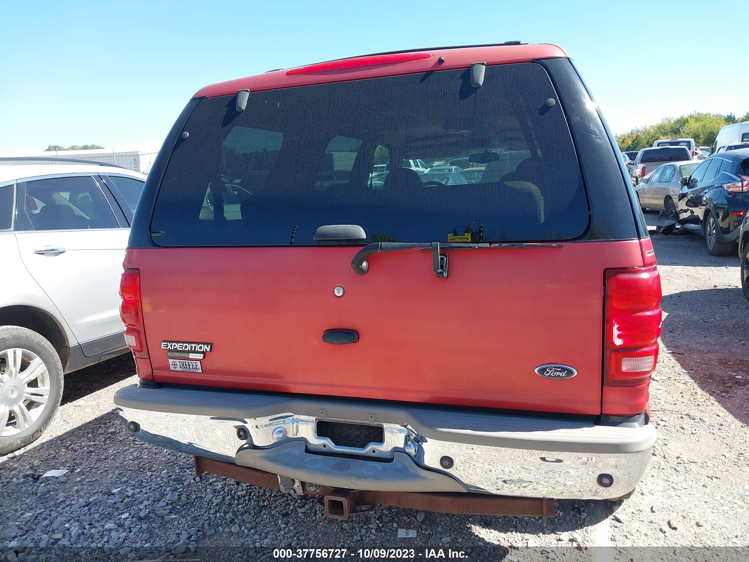 Photo 5 VIN: 1FMEU17L51LA51120 - FORD EXPEDITION 