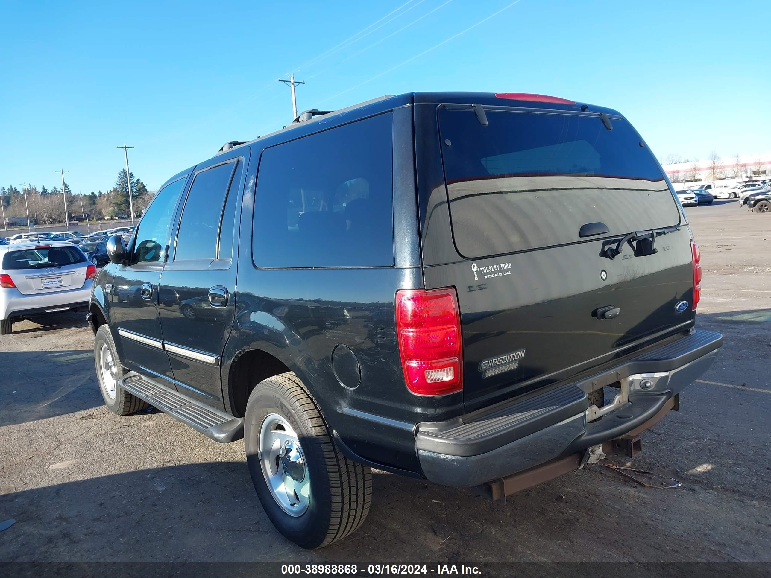 Photo 2 VIN: 1FMEU18W9VLC11076 - FORD EXPEDITION 