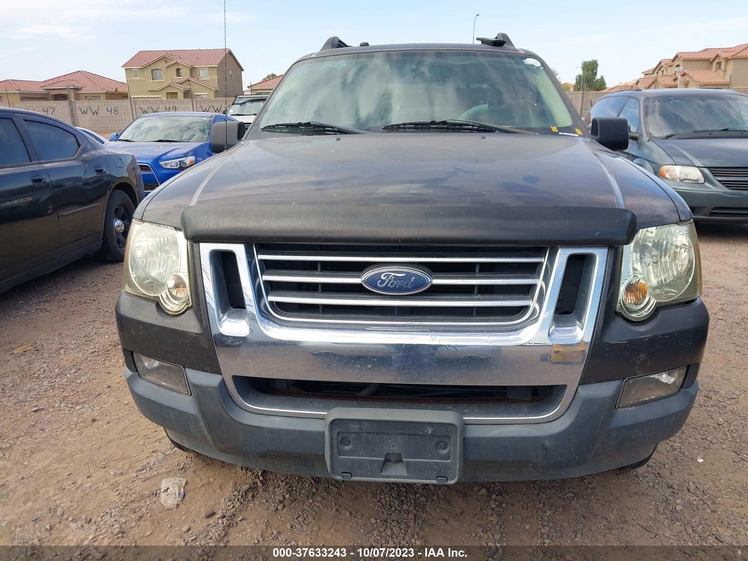 Photo 5 VIN: 1FMEU31817UA29361 - FORD EXPLORER SPORT TRAC 