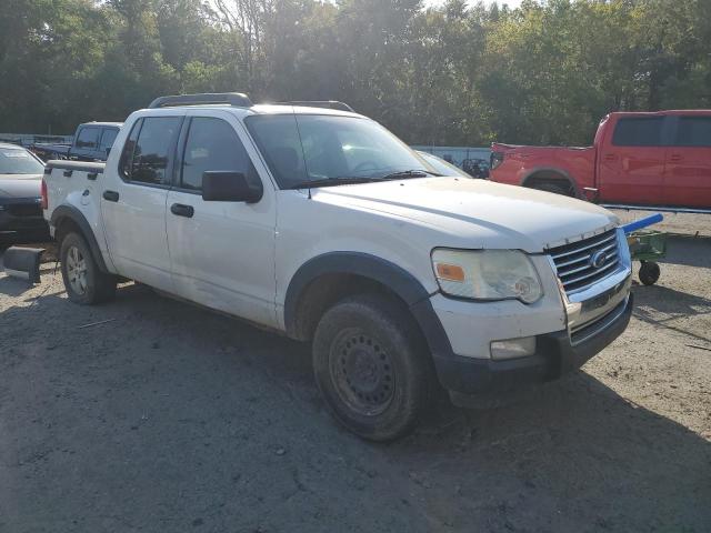 Photo 3 VIN: 1FMEU31E28UA95215 - FORD EXPLORER 