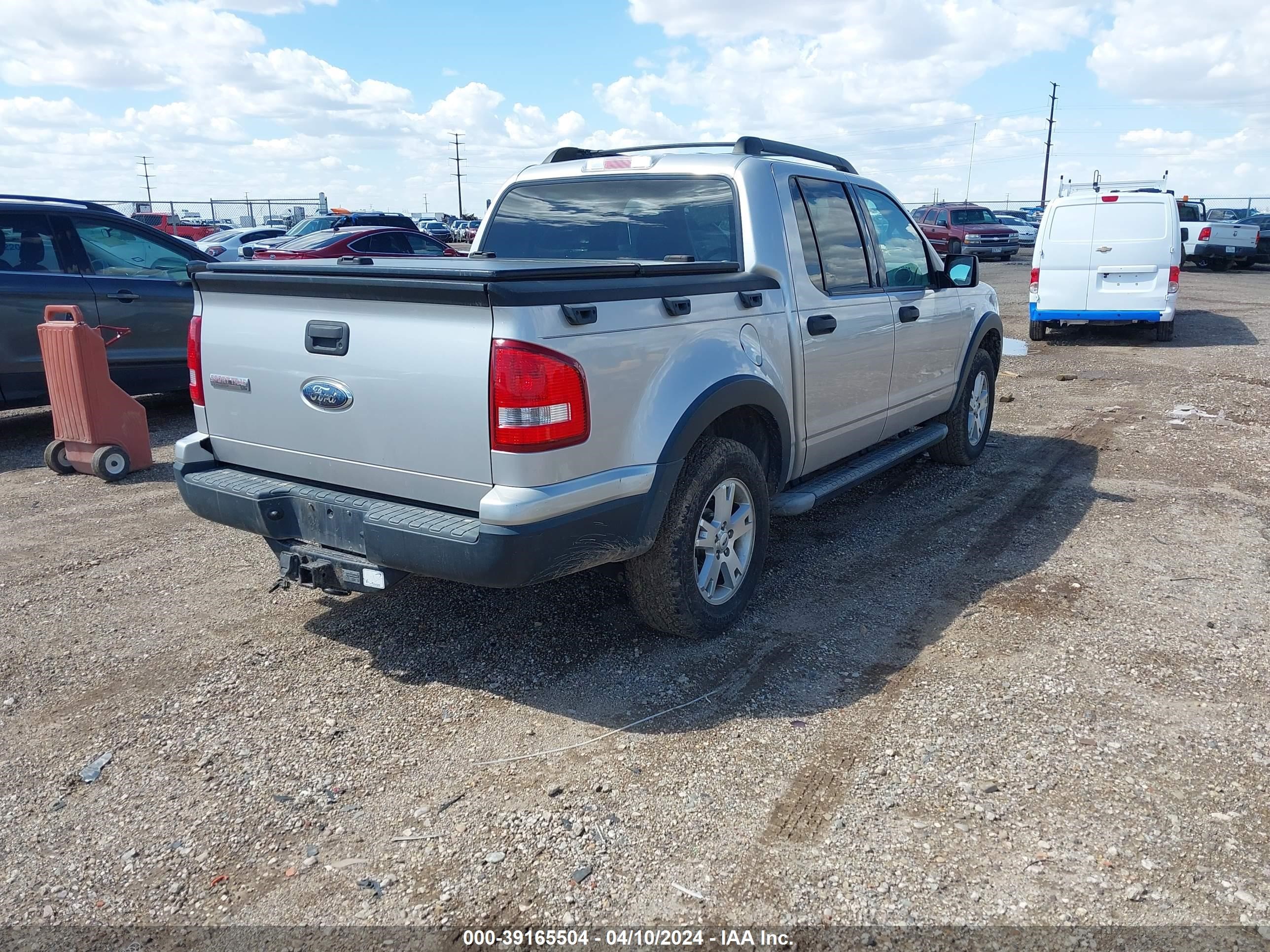 Photo 3 VIN: 1FMEU31K77UA09935 - FORD EXPLORER SPORT TRAC 