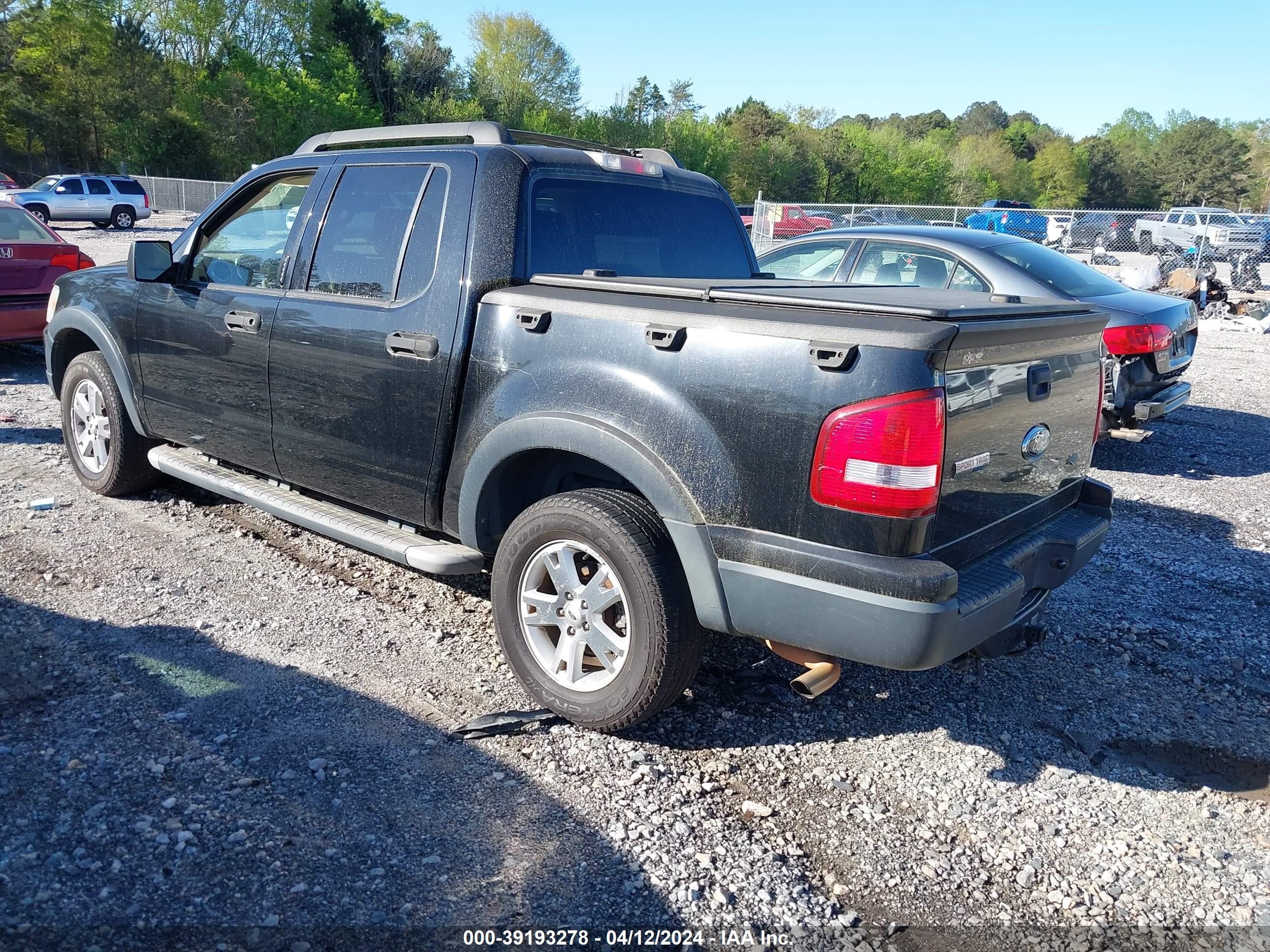 Photo 2 VIN: 1FMEU31K97UA04638 - FORD EXPLORER SPORT TRAC 