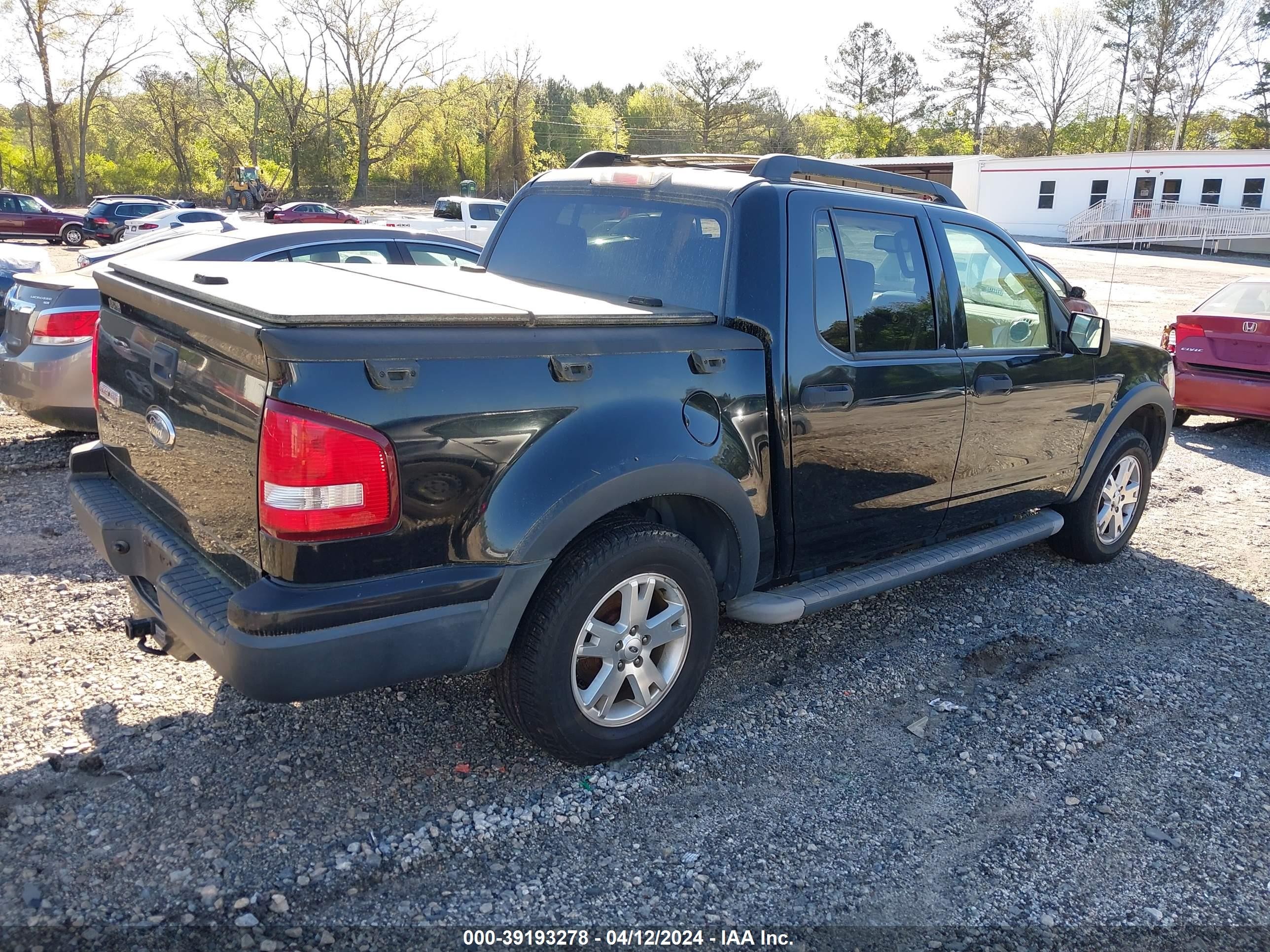 Photo 3 VIN: 1FMEU31K97UA04638 - FORD EXPLORER SPORT TRAC 