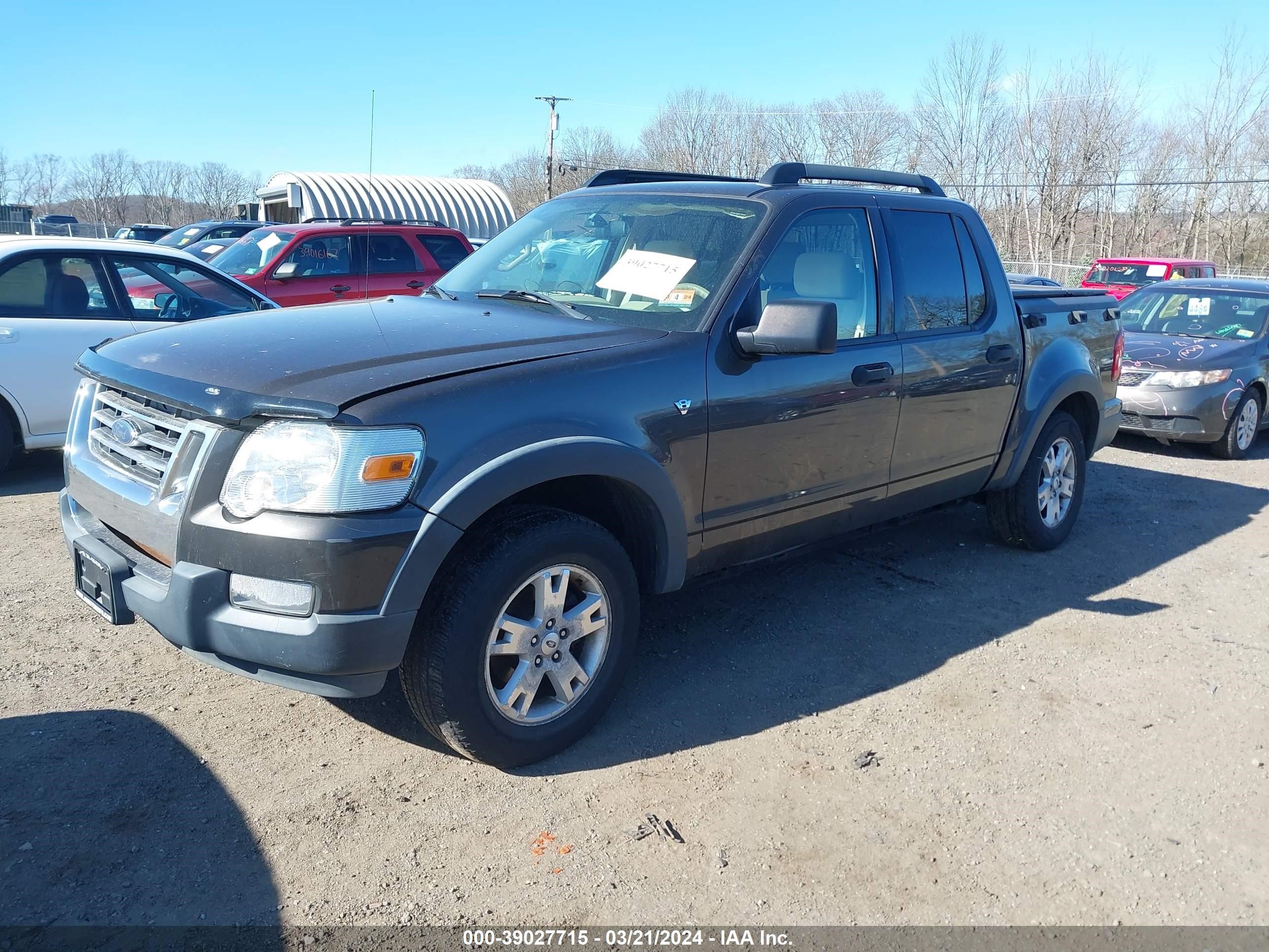 Photo 1 VIN: 1FMEU51857UA13823 - FORD EXPLORER SPORT TRAC 