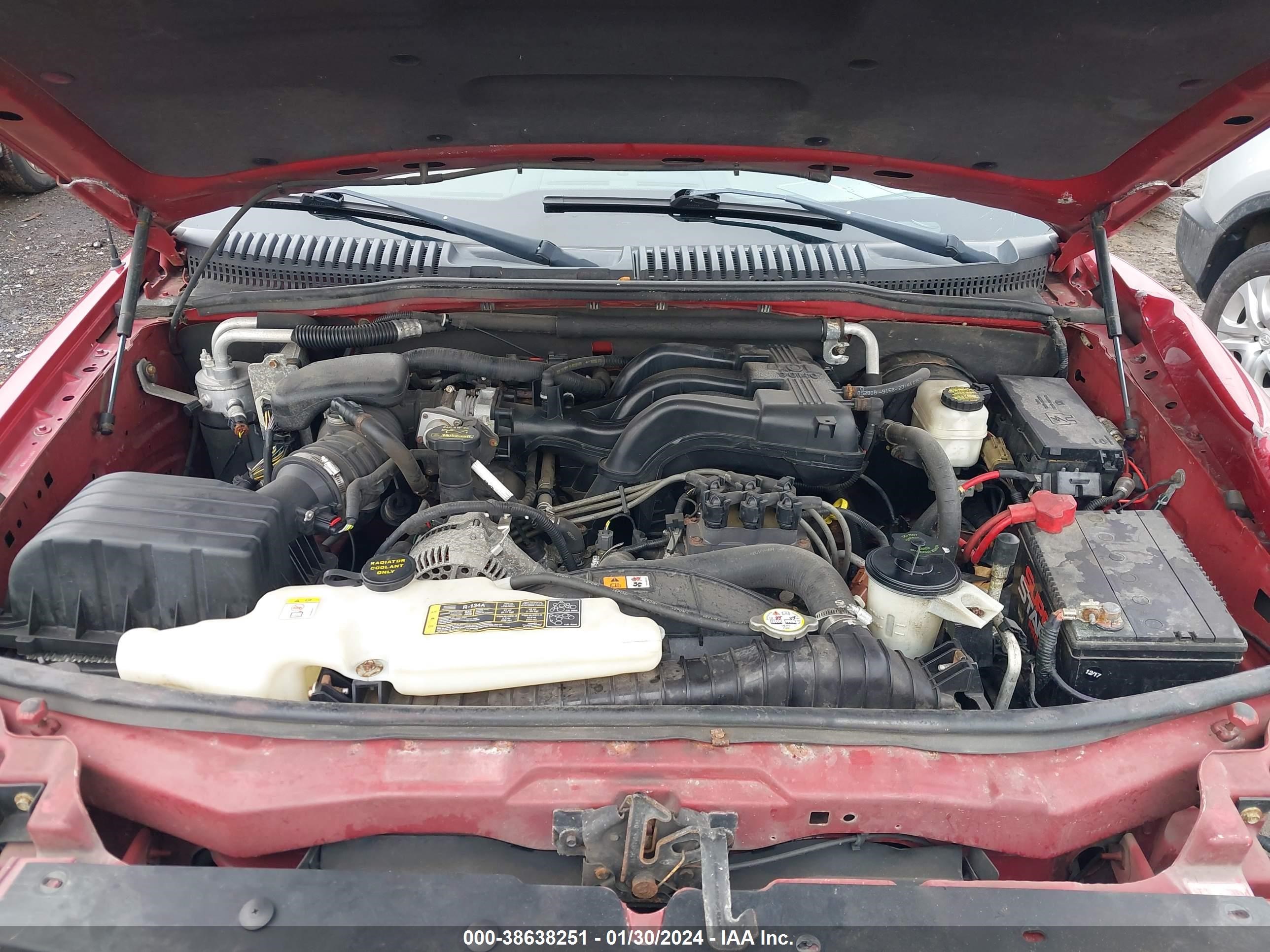 Photo 9 VIN: 1FMEU51E38UB34406 - FORD EXPLORER SPORT TRAC 