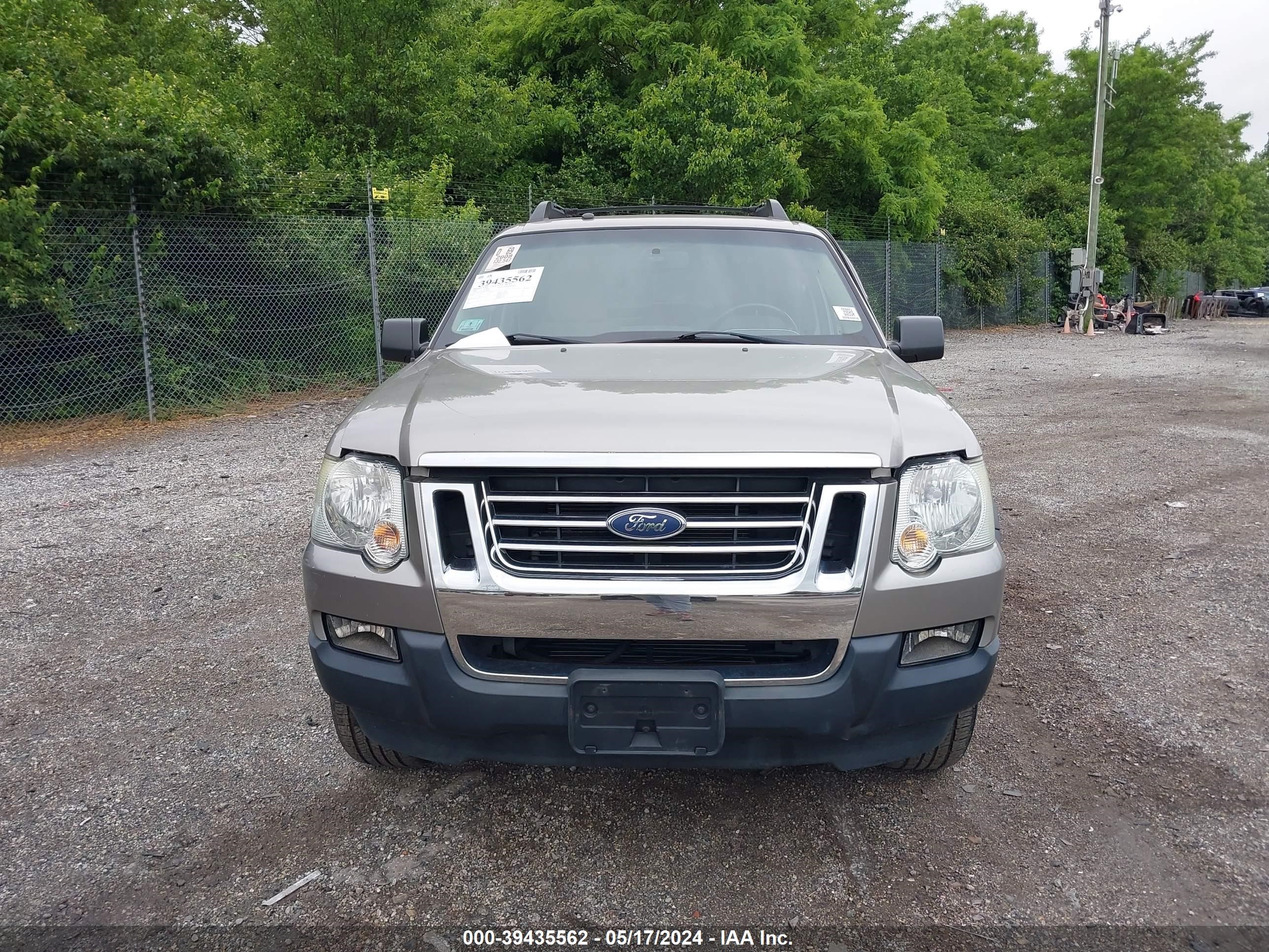 Photo 5 VIN: 1FMEU51E48UA00360 - FORD EXPLORER SPORT TRAC 