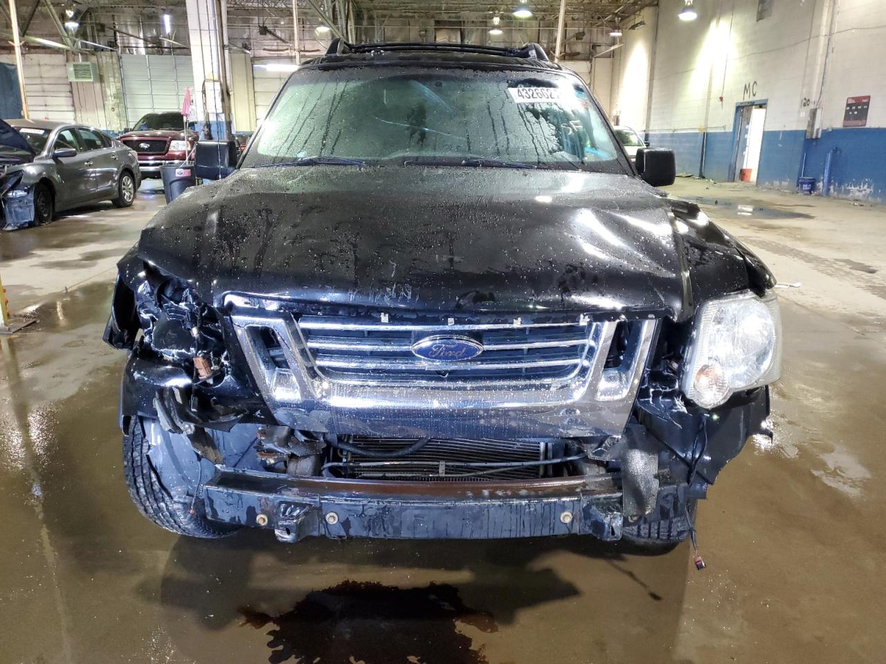 Photo 4 VIN: 1FMEU51E69UA35242 - FORD EXPLORER 