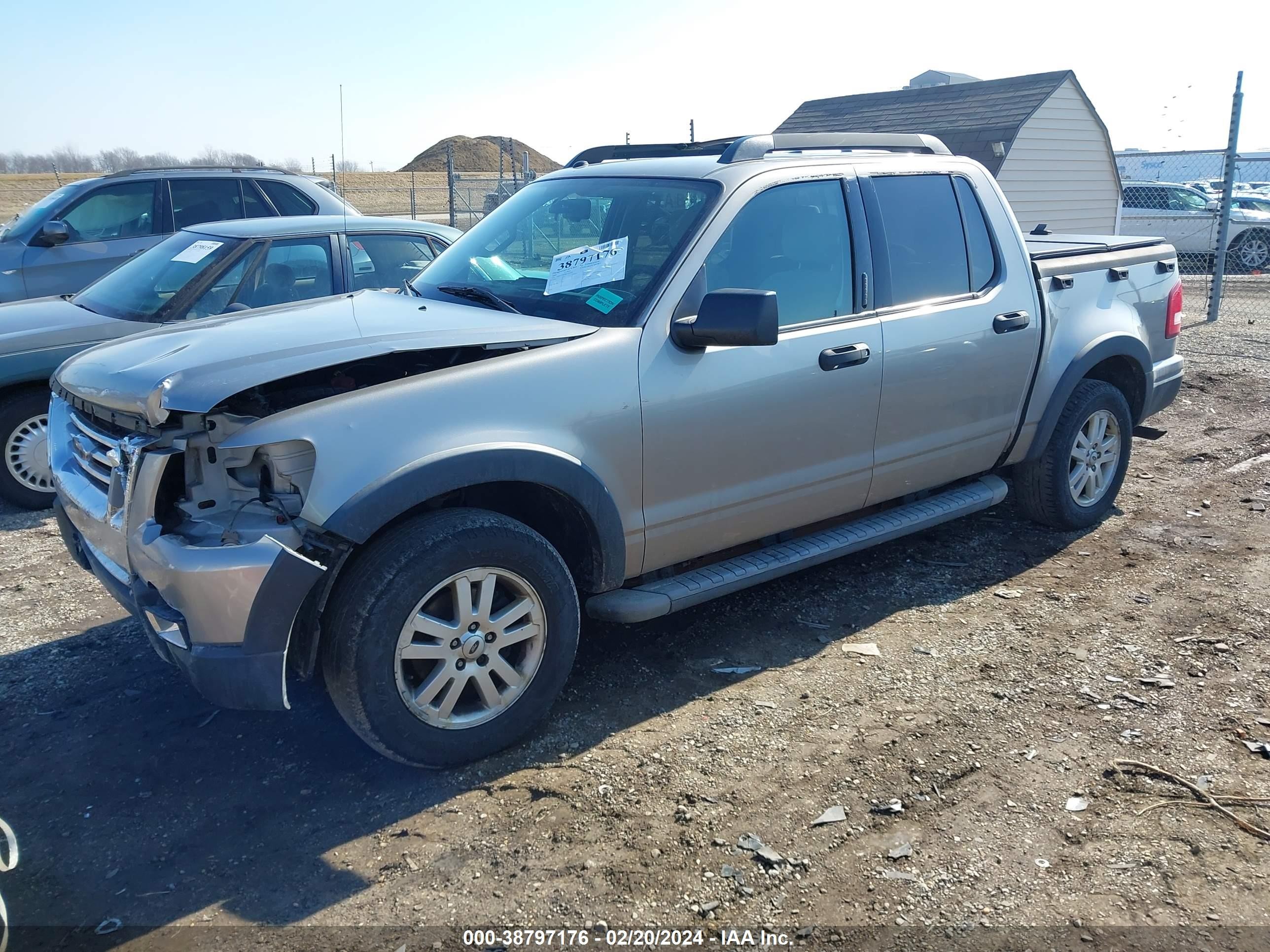 Photo 1 VIN: 1FMEU51E78UA59970 - FORD EXPLORER SPORT TRAC 