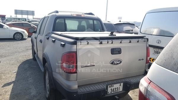 Photo 6 VIN: 1FMEU51E78UB24834 - FORD EXPLORER 