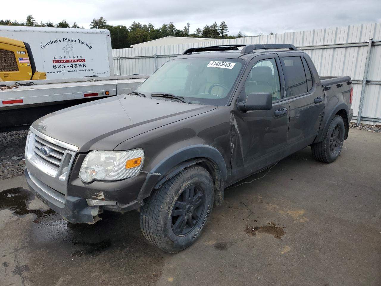 Photo 0 VIN: 1FMEU51E88UA31143 - FORD EXPLORER 