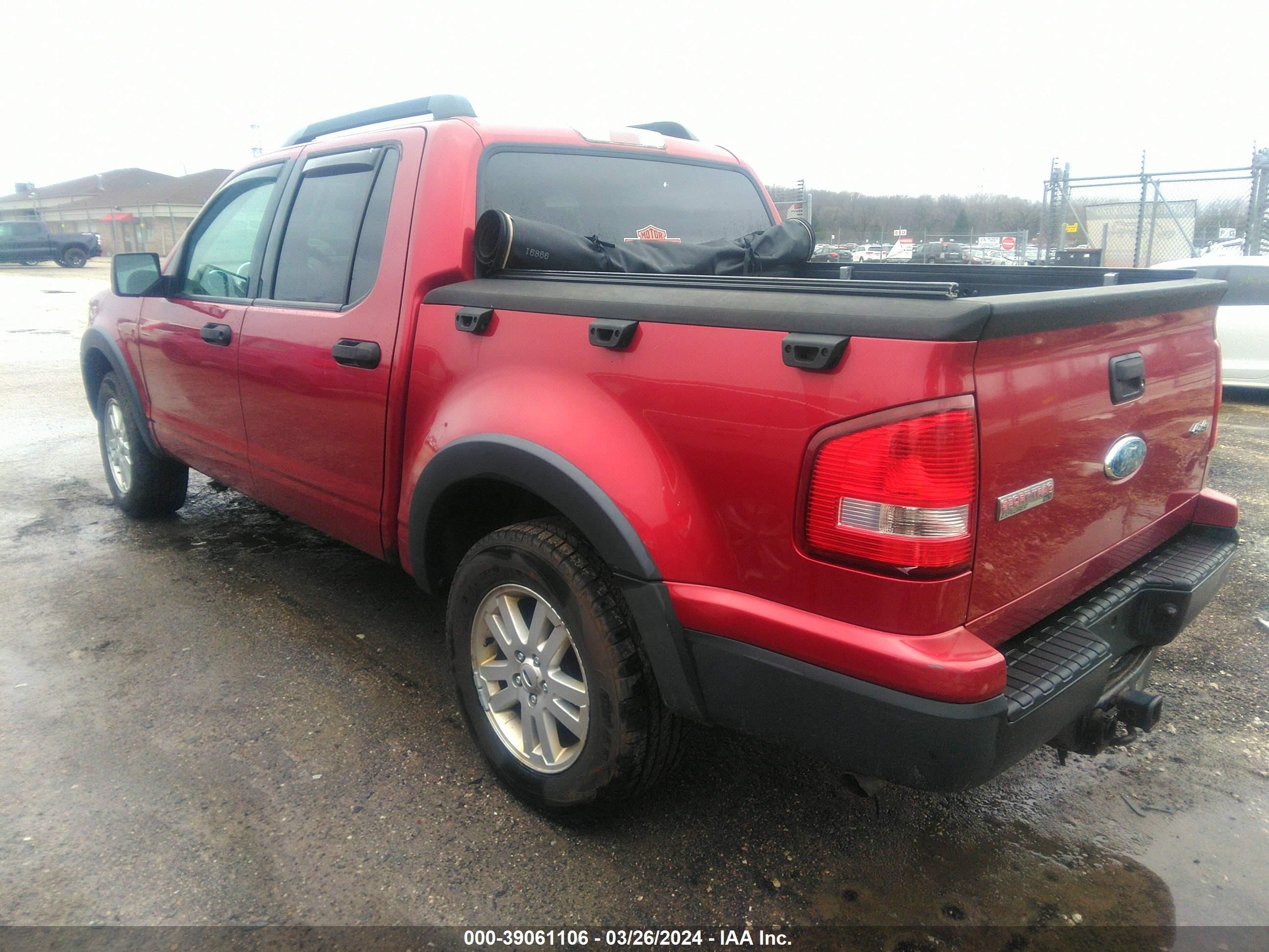 Photo 2 VIN: 1FMEU51K97UB18036 - FORD EXPLORER SPORT TRAC 